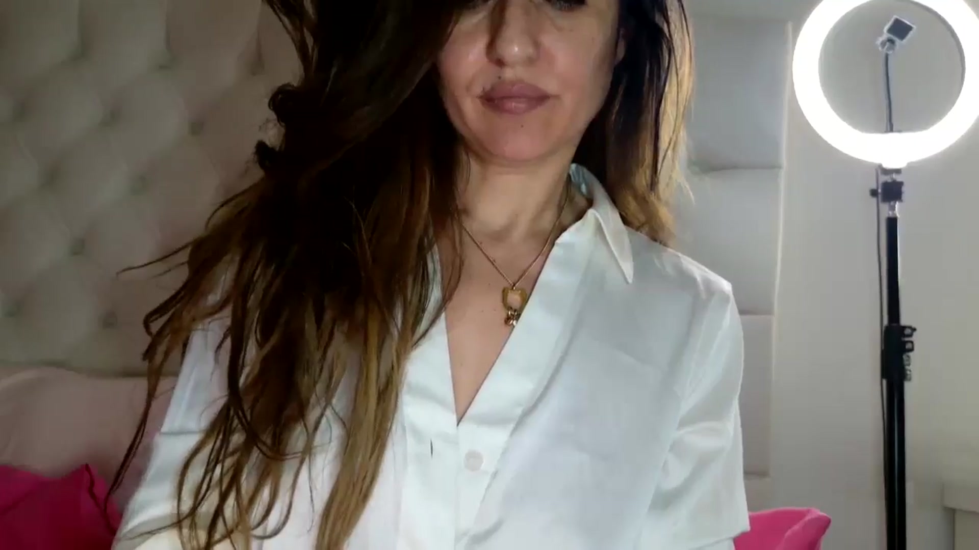 Gallery image thumbnail from DANIELLE's myfreecams stream on, 03/20/2025, 08:43 image 15 of 20