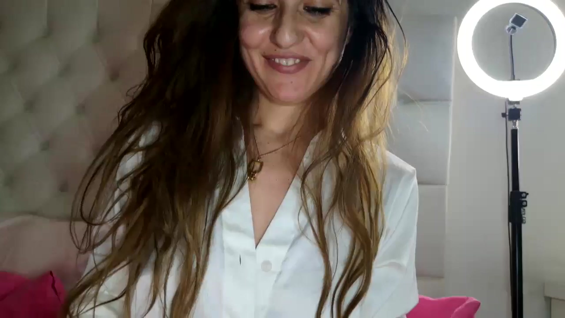 Gallery image thumbnail from DANIELLE's myfreecams stream on, 03/20/2025, 08:43 image 17 of 20
