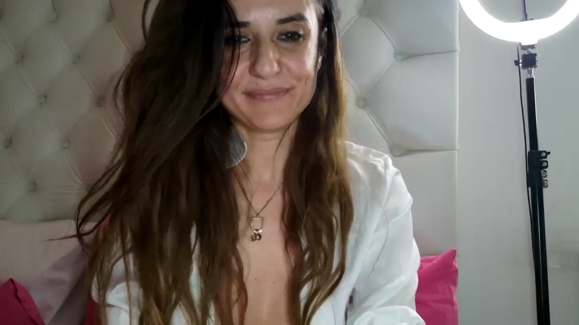 Gallery image thumbnail from DANIELLE's myfreecams stream on, 03/20/2025, 10:06 image 19 of 20