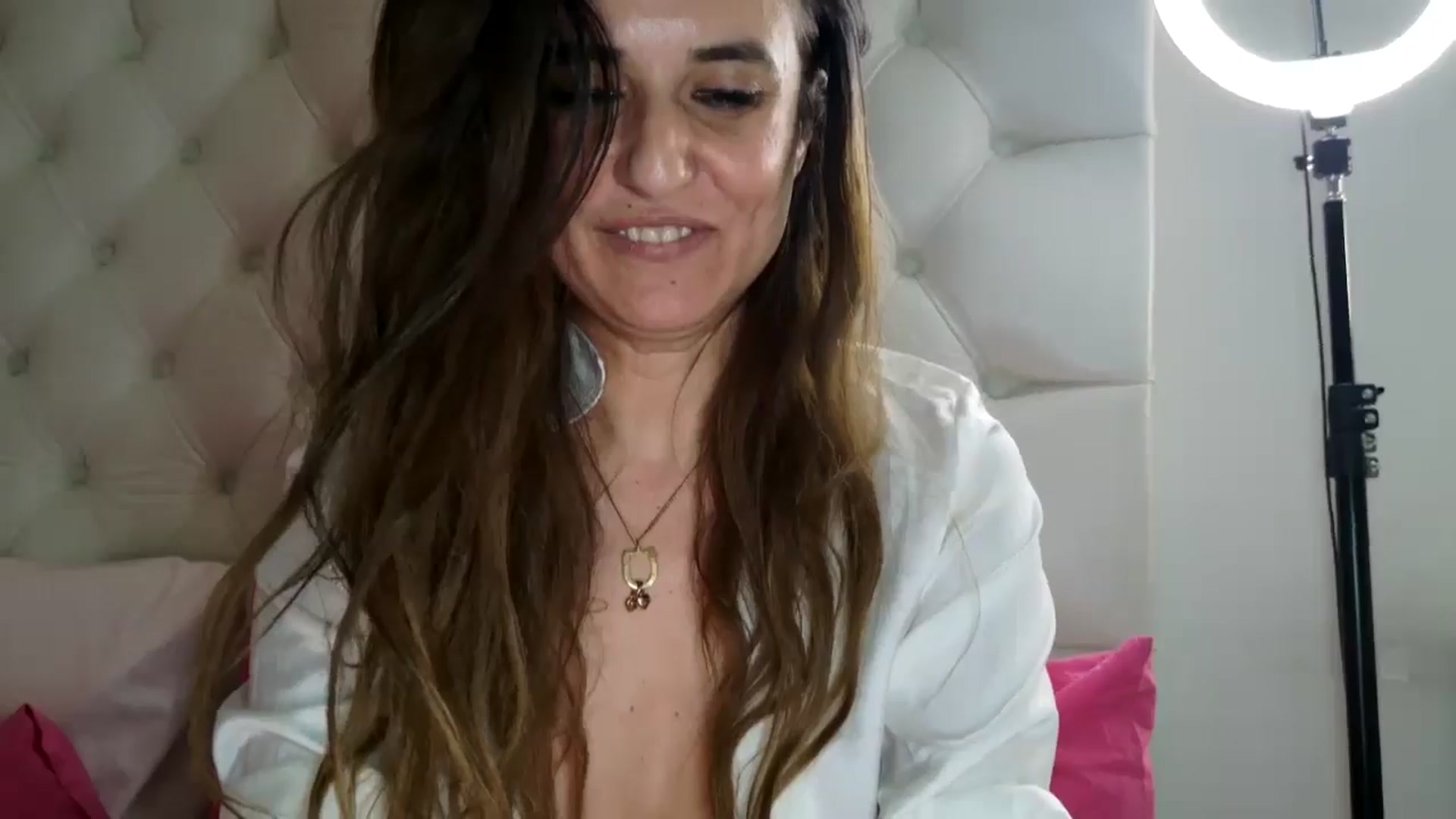 Gallery image thumbnail from DANIELLE's myfreecams stream on, 03/20/2025, 10:06 image 17 of 20