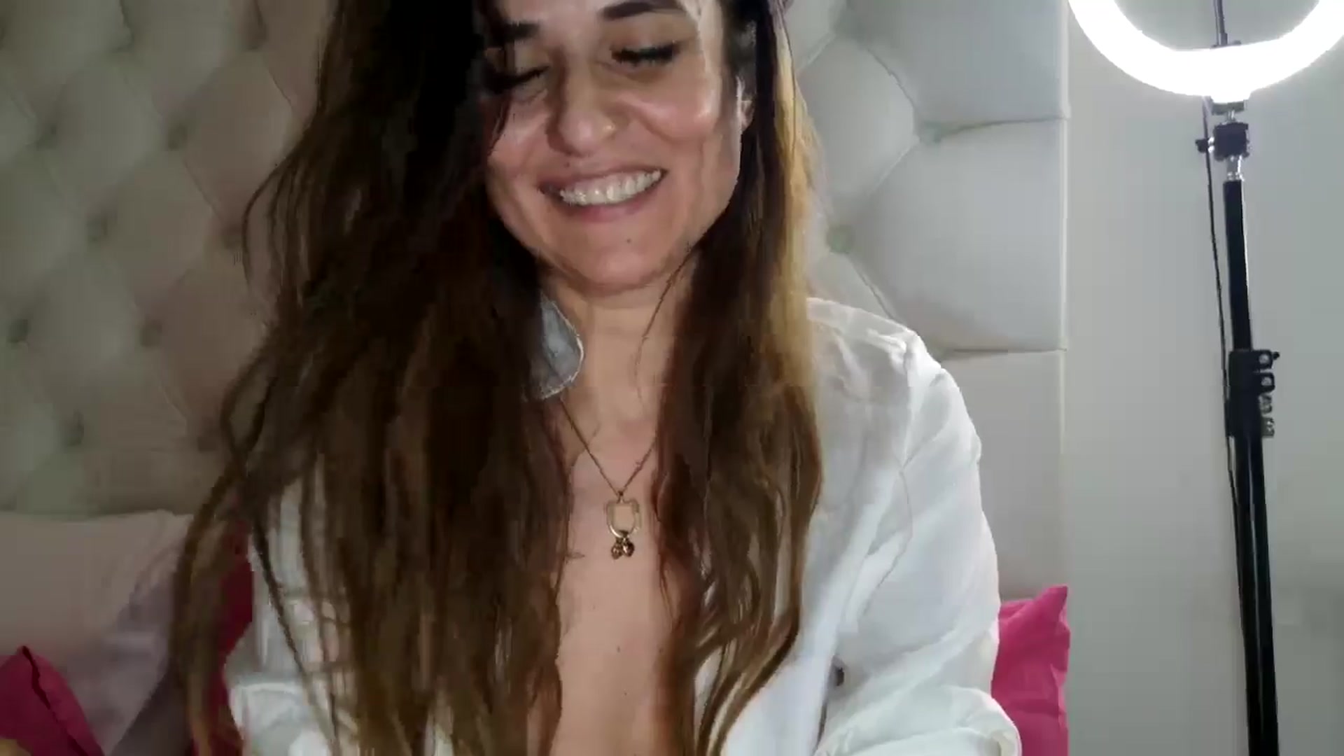 Gallery image thumbnail from DANIELLE's myfreecams stream on, 03/20/2025, 10:06 image 16 of 20