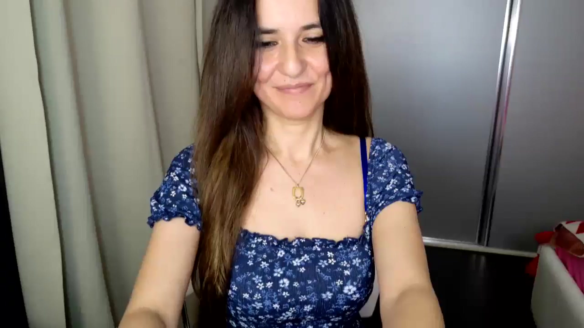 Gallery image thumbnail from DANIELLE's myfreecams stream on, 03/21/2025, 04:07 image 9 of 20