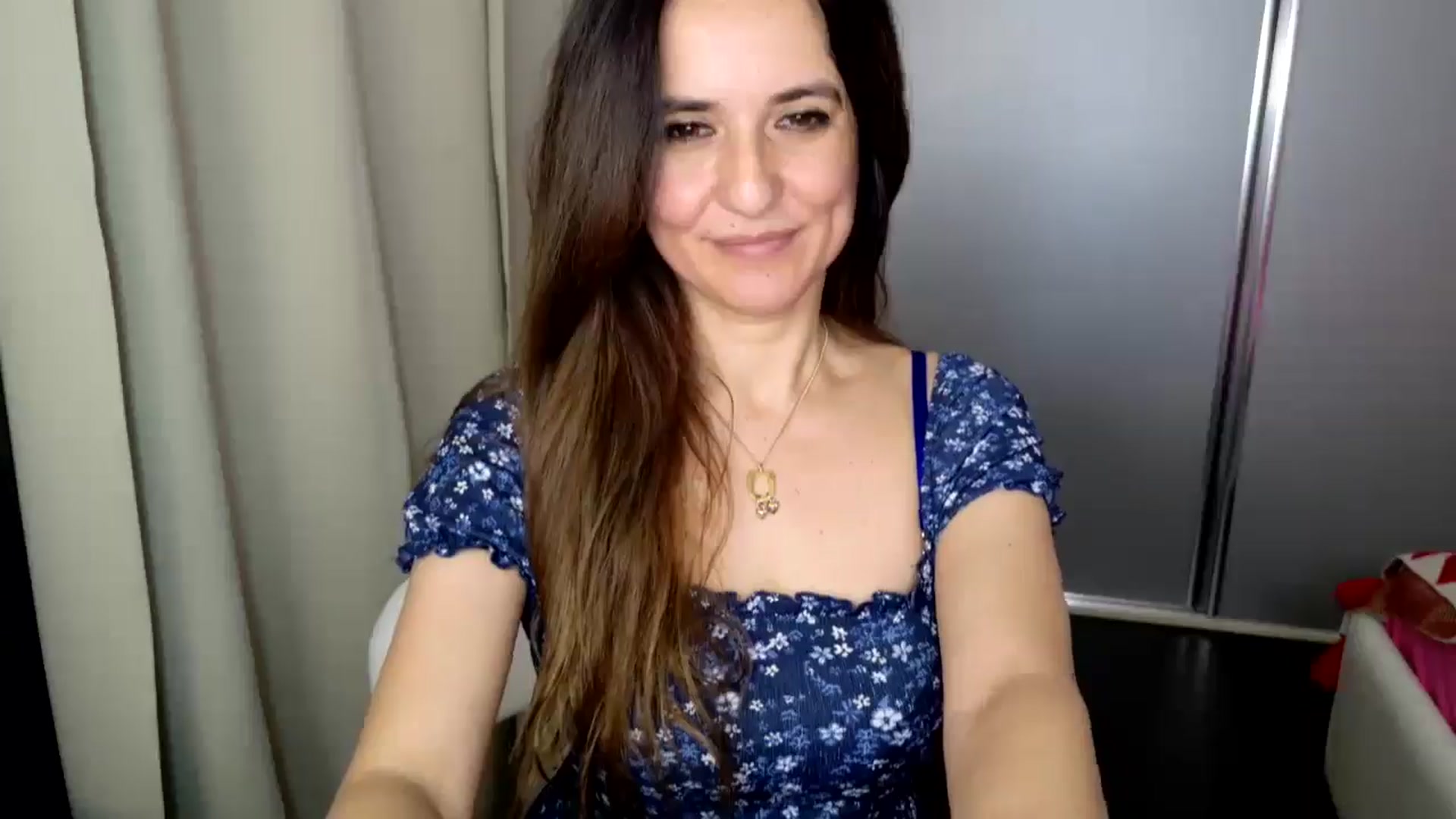 Gallery image thumbnail from DANIELLE's myfreecams stream on, 03/21/2025, 04:07 image 18 of 20