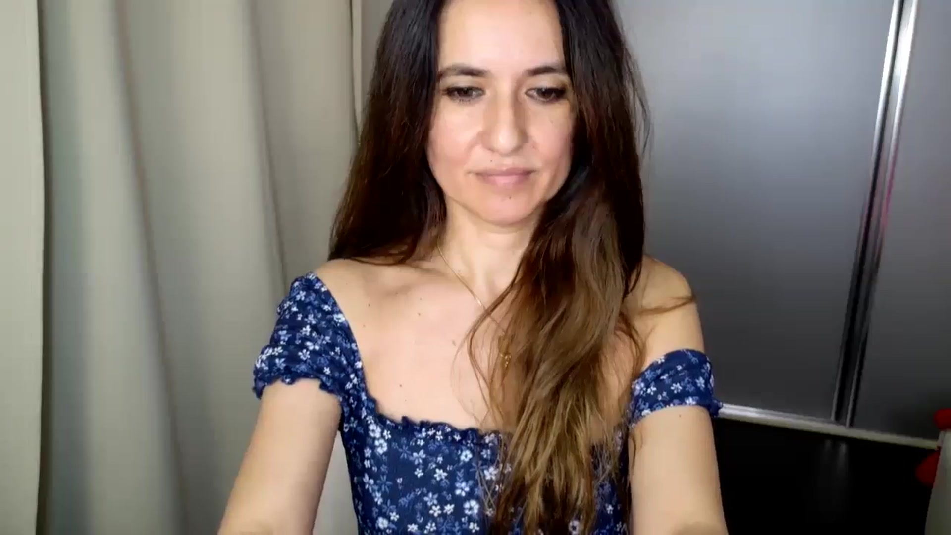 Gallery image thumbnail from DANIELLE's myfreecams stream on, 03/21/2025, 04:49 image 7 of 20