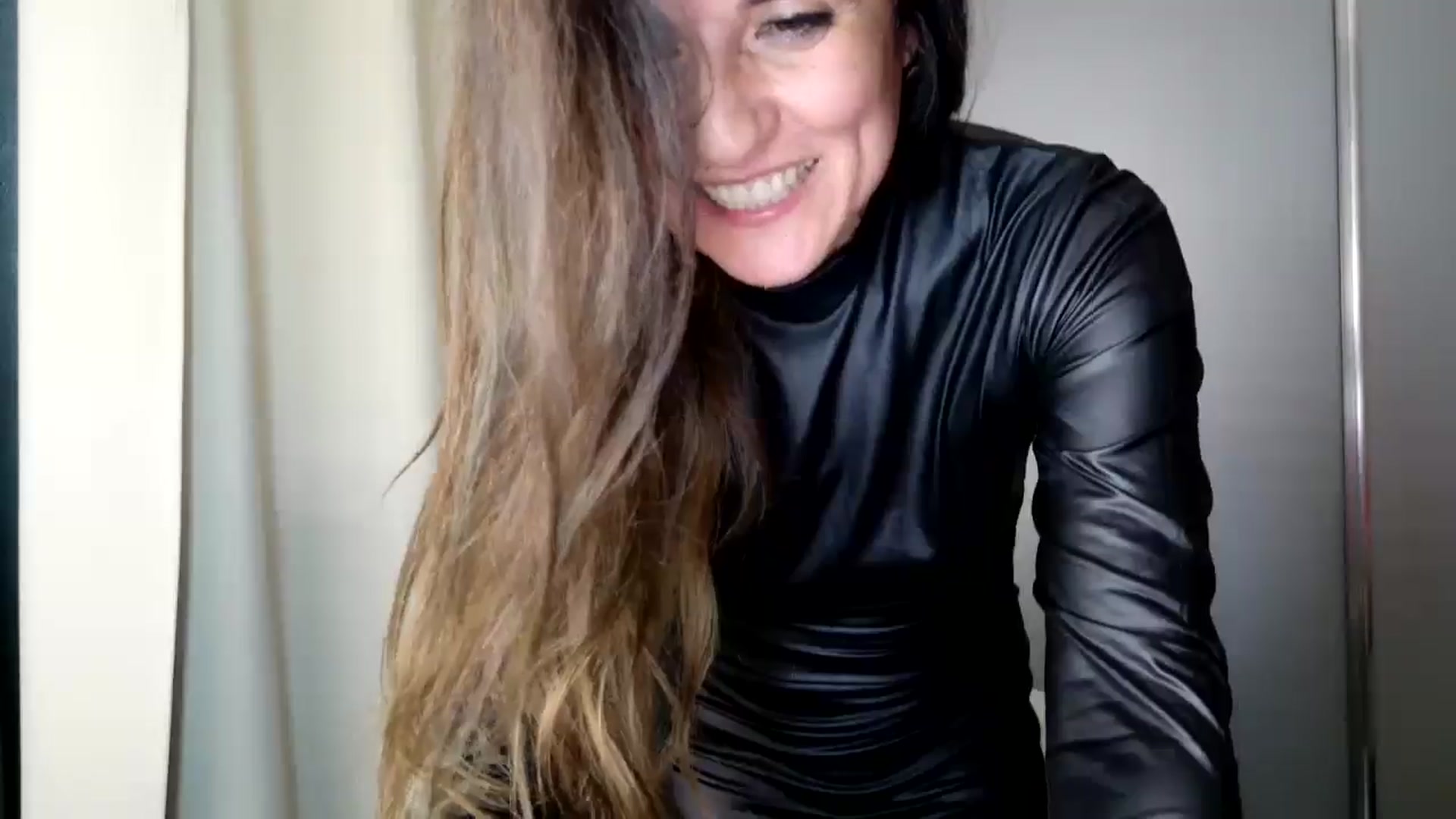 Gallery image thumbnail from DANIELLE's myfreecams stream on, 03/21/2025, 09:11 image 17 of 20