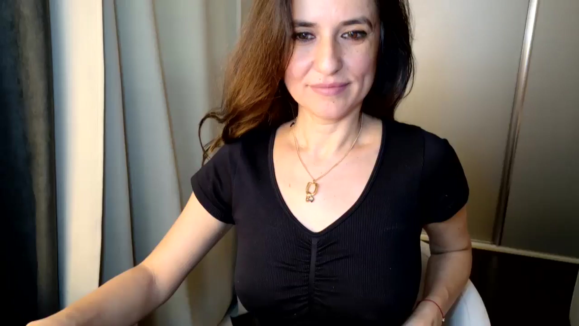 Gallery image thumbnail from DANIELLE's myfreecams stream on, 03/22/2025, 06:09 image 5 of 20