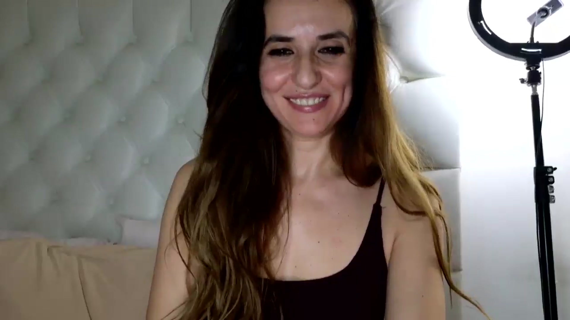 Gallery image thumbnail from DANIELLE's myfreecams stream on, 03/23/2025, 05:06 image 12 of 20