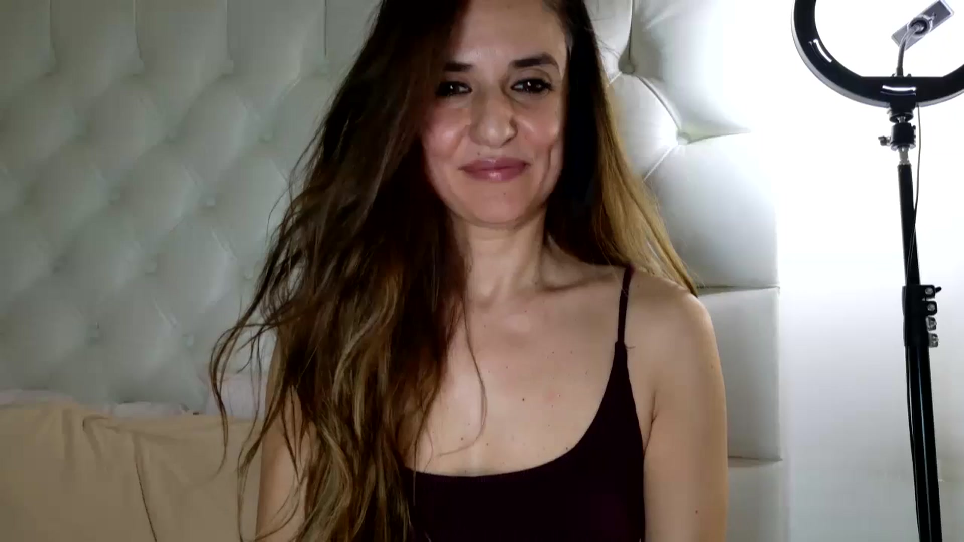 Gallery image thumbnail from DANIELLE's myfreecams stream on, 03/23/2025, 05:06 image 9 of 20