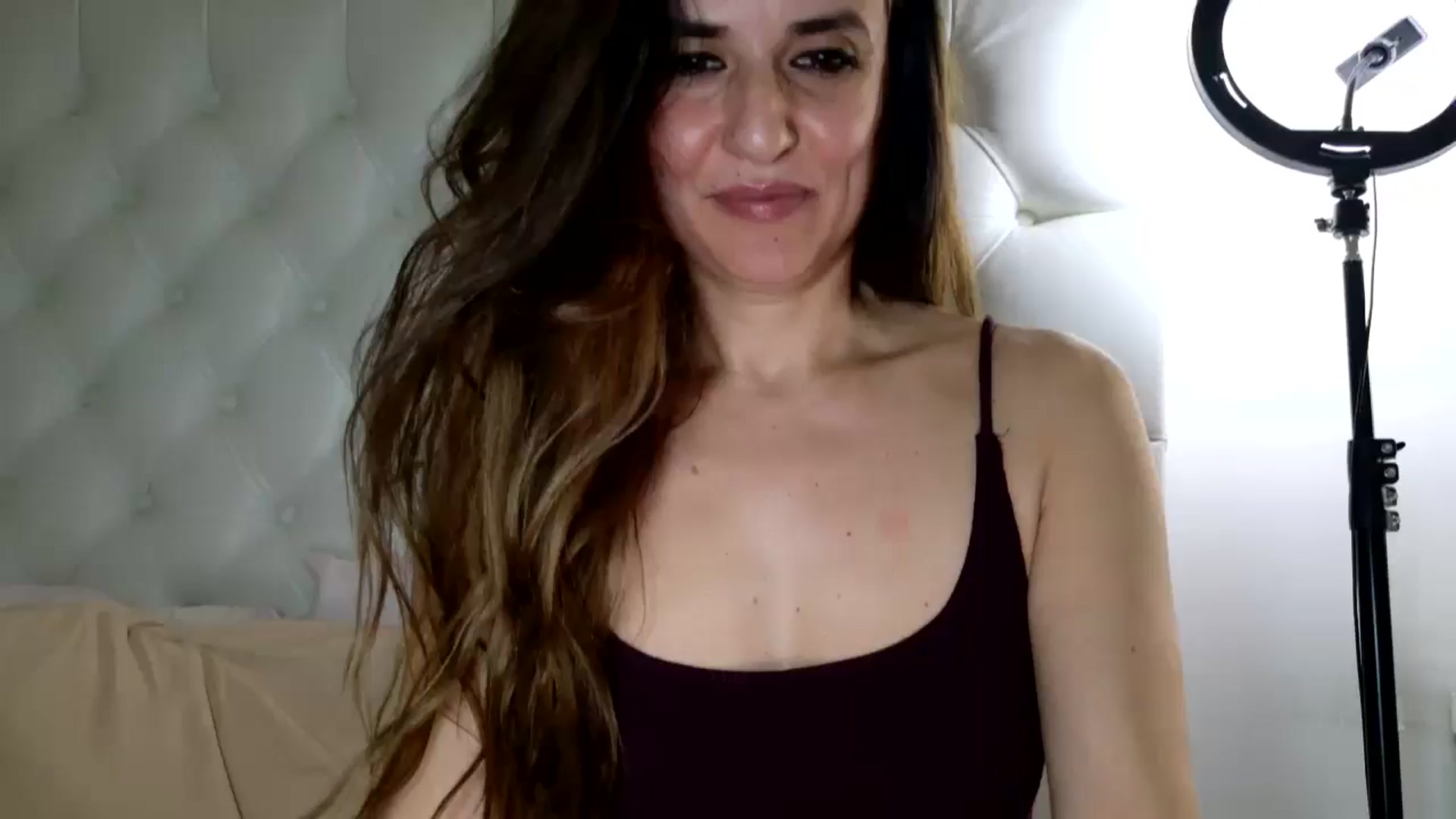 Gallery image thumbnail from DANIELLE's myfreecams stream on, 03/23/2025, 05:06 image 4 of 20