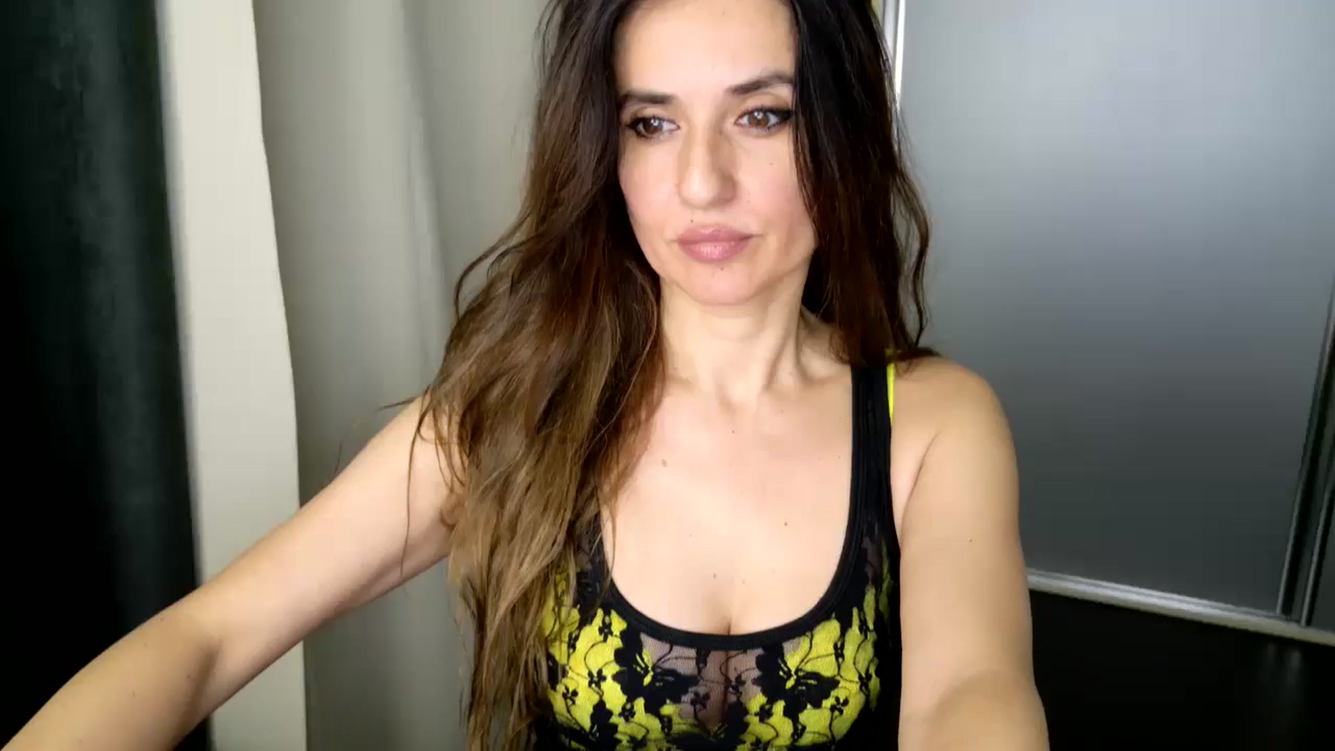 Gallery image thumbnail from DANIELLE's myfreecams stream on, 03/24/2025, 04:27 image 10 of 20