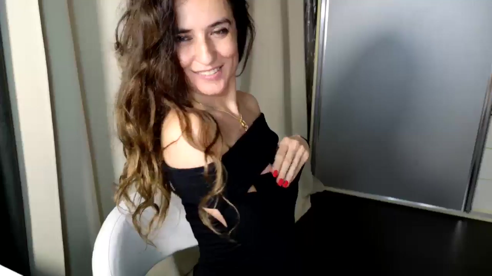 Gallery image thumbnail from DANIELLE's myfreecams stream on, 03/28/2025, 05:34 image 6 of 20