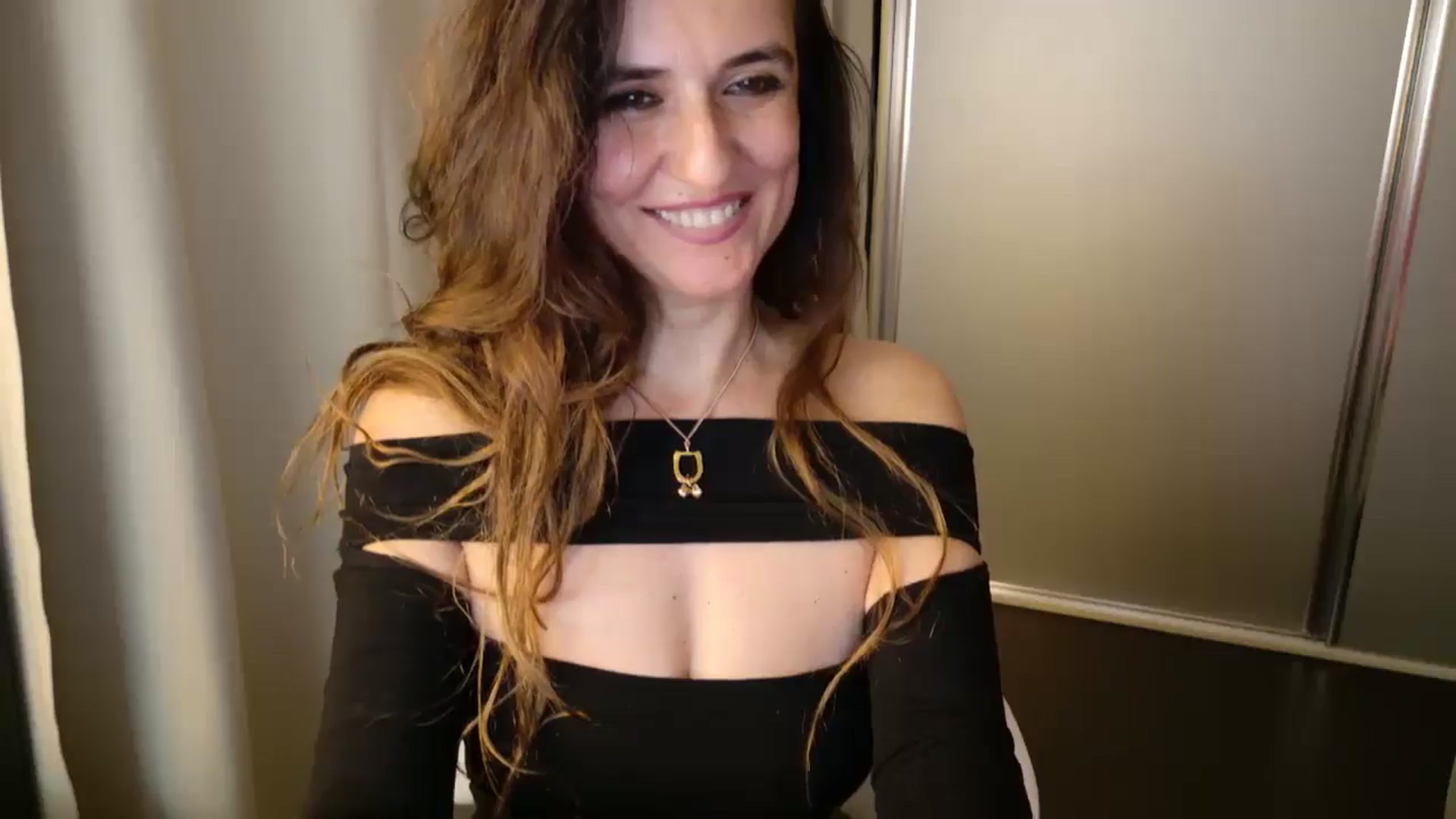 Gallery image thumbnail from DANIELLE's myfreecams stream on, 03/29/2025, 05:39 image 7 of 20