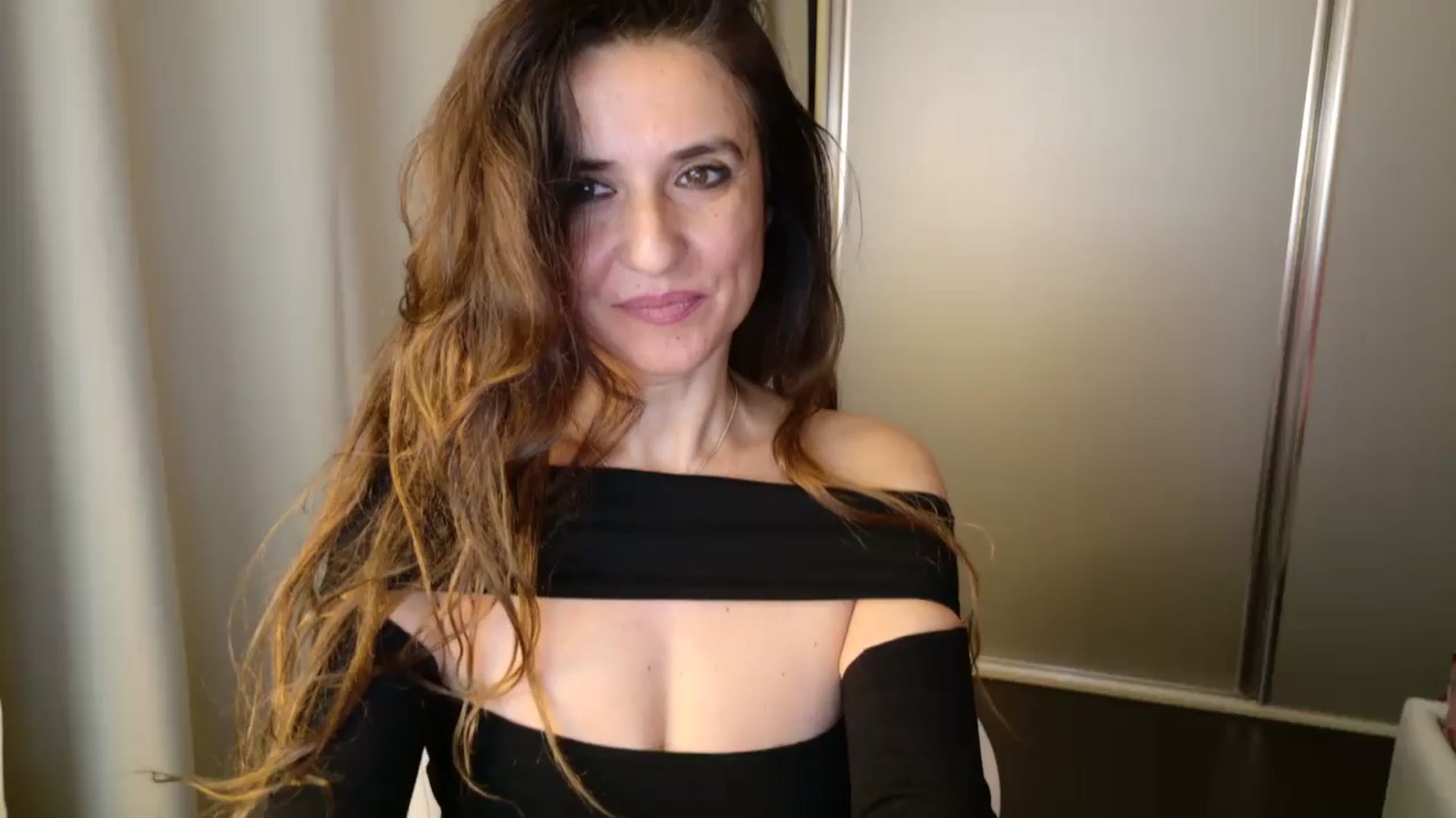 Gallery image thumbnail from DANIELLE's myfreecams stream on, 03/29/2025, 05:39 image 1 of 20