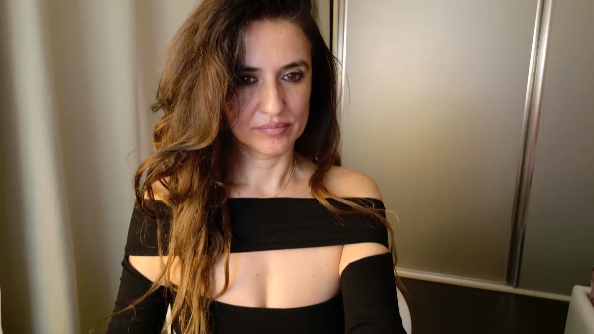Gallery image thumbnail from DANIELLE's myfreecams stream on, 03/29/2025, 05:39 image 2 of 20