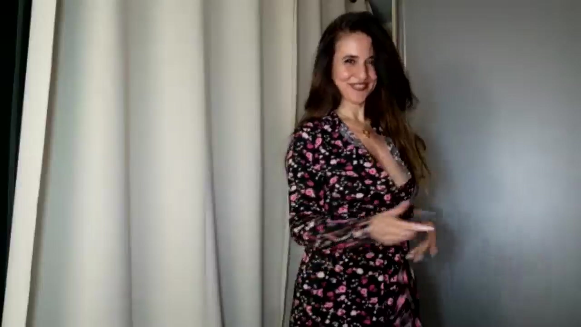 Gallery image thumbnail from DANIELLE's myfreecams stream on, 04/01/2025, 04:05 image 16 of 20