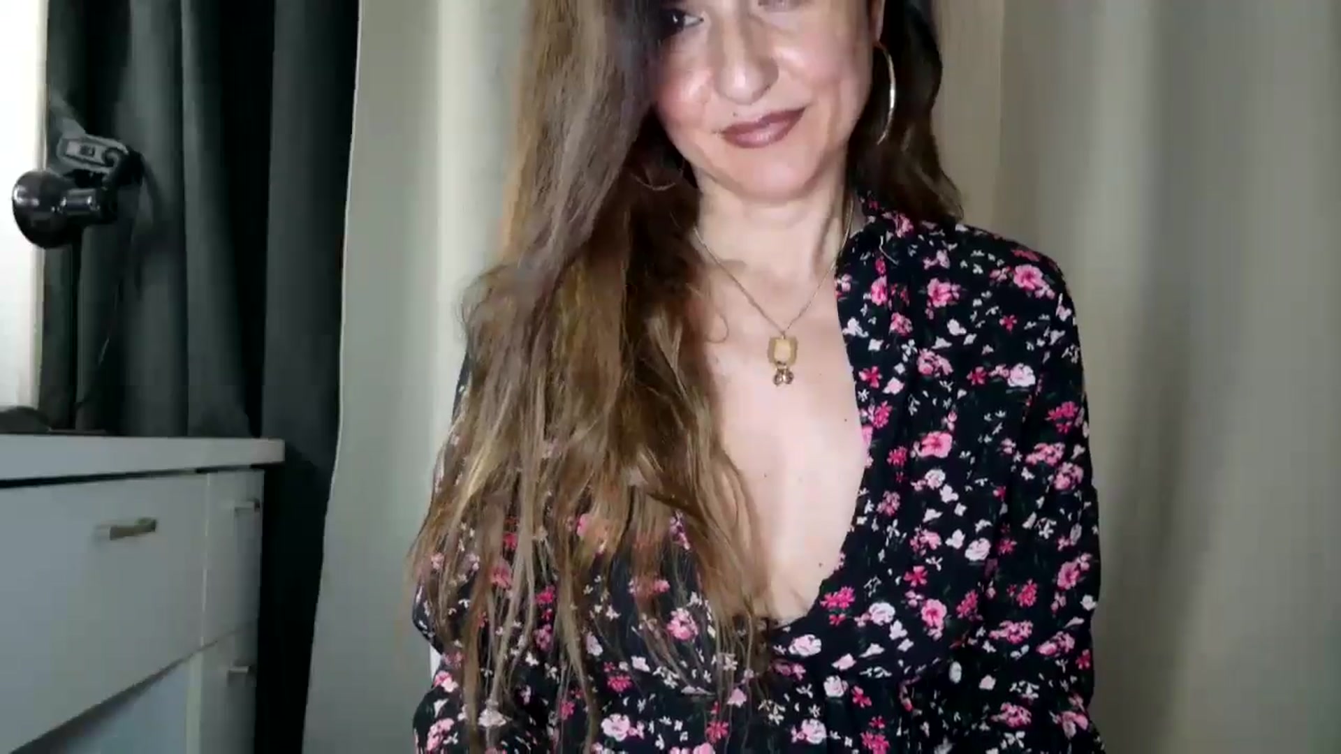 Gallery image thumbnail from DANIELLE's myfreecams stream on, 04/01/2025, 04:54 image 7 of 20