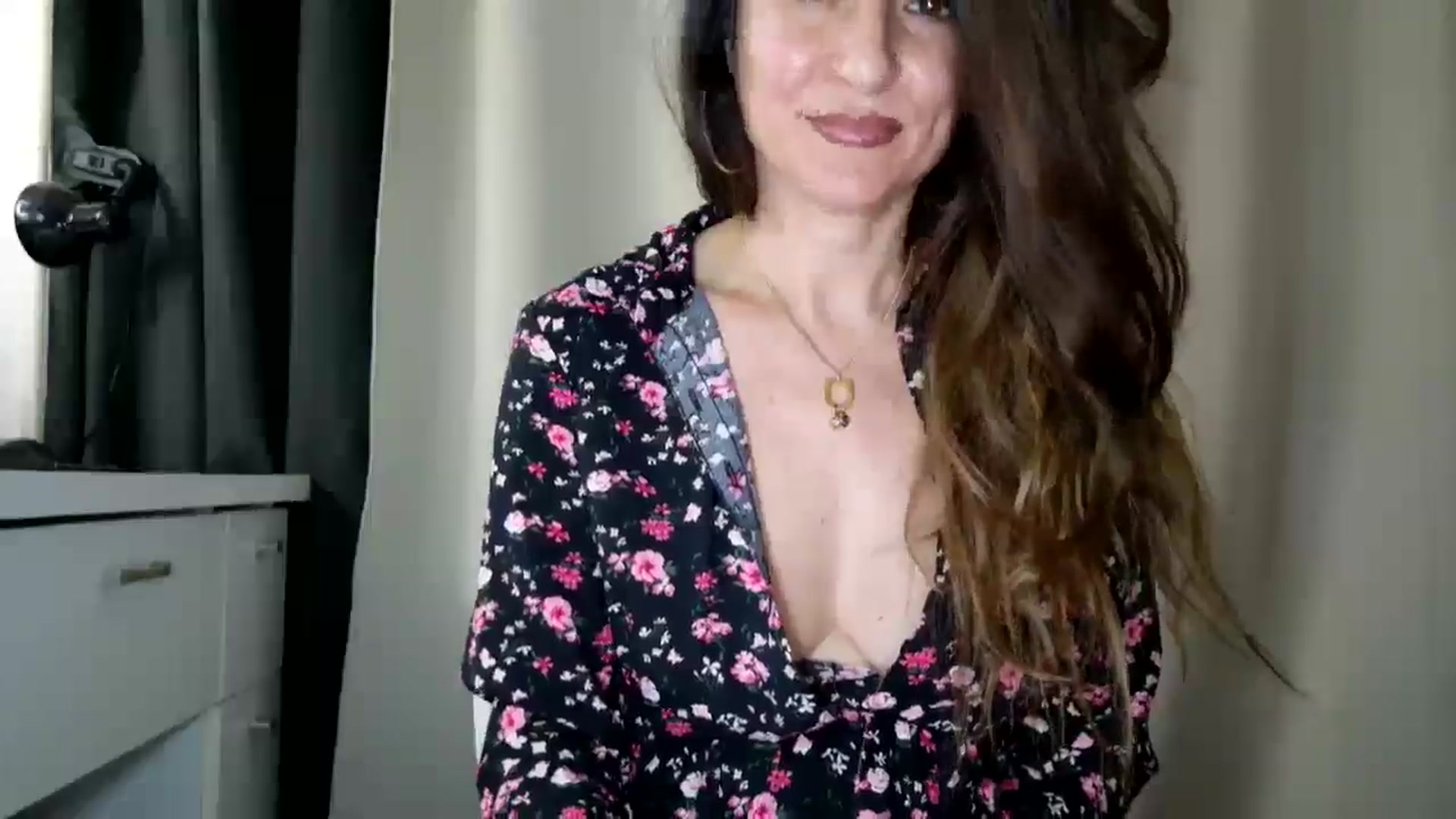 Gallery image thumbnail from DANIELLE's myfreecams stream on, 04/01/2025, 04:54 image 13 of 20