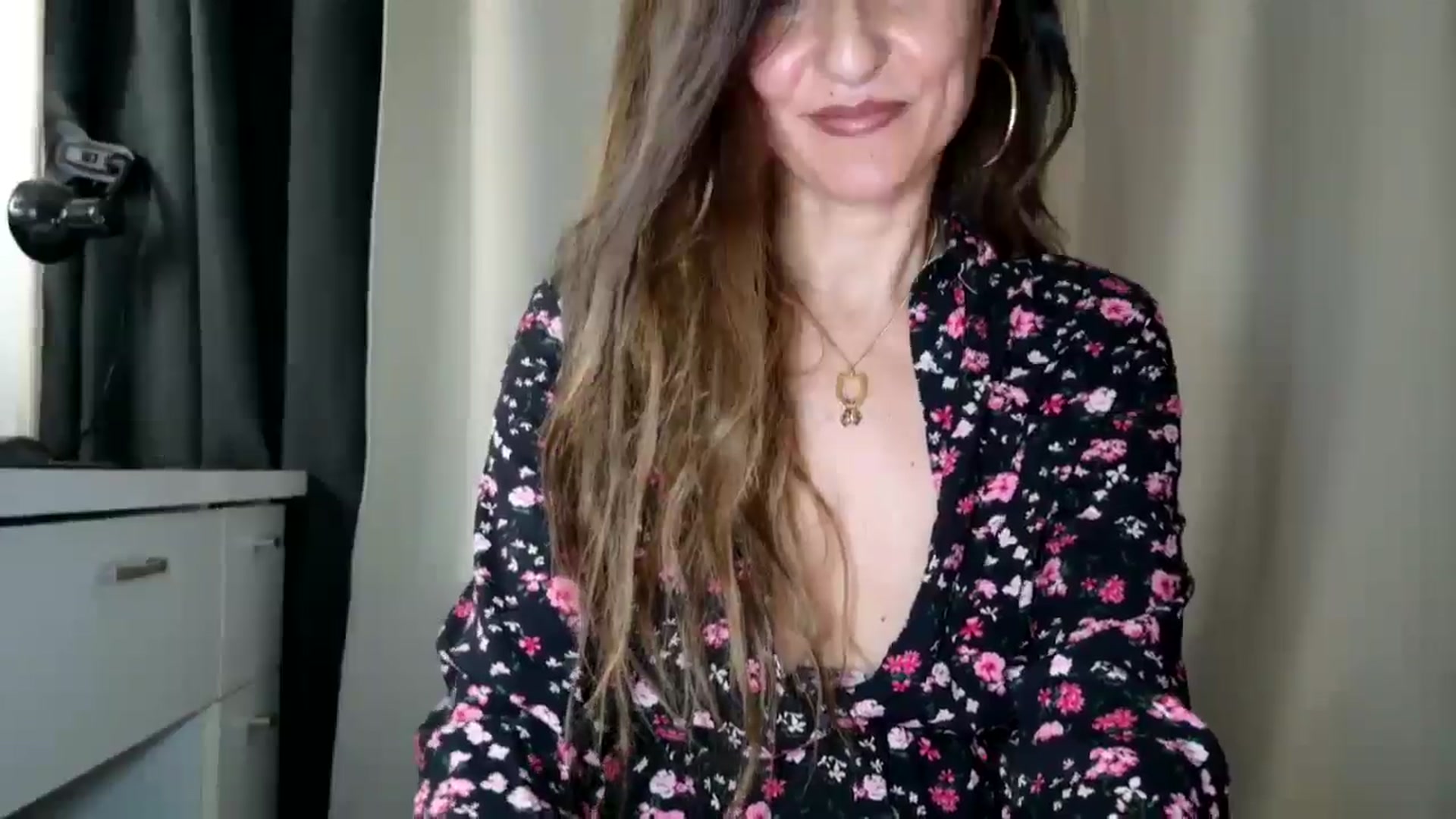 Gallery image thumbnail from DANIELLE's myfreecams stream on, 04/01/2025, 04:54 image 8 of 20