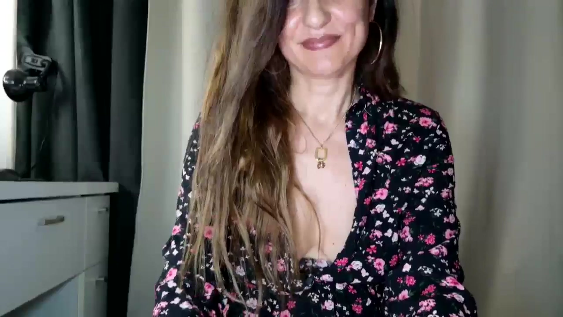 Gallery image thumbnail from DANIELLE's myfreecams stream on, 04/01/2025, 04:54 image 11 of 20