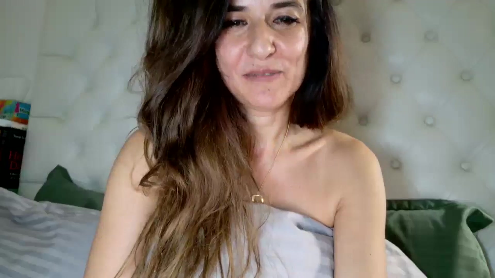 Gallery image thumbnail from DANIELLE's myfreecams stream on, 04/07/2025, 07:07 image 11 of 20