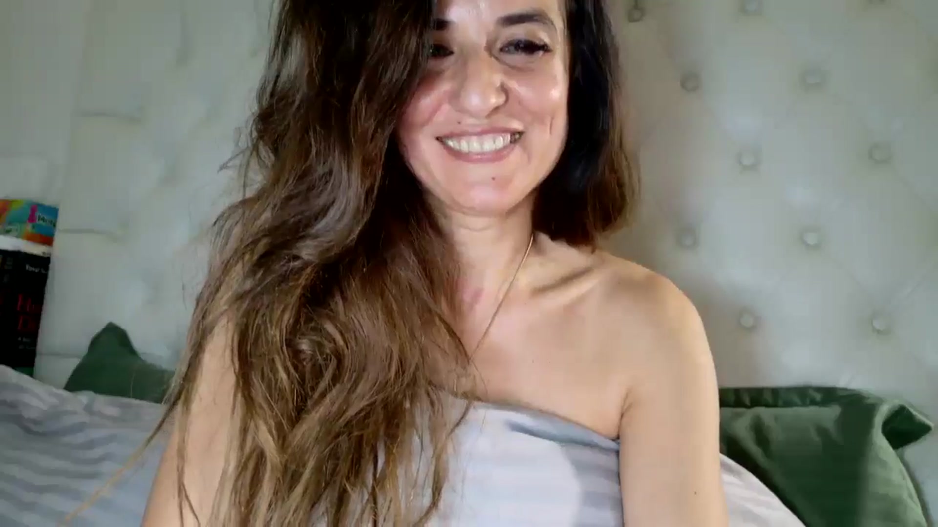 Gallery image thumbnail from DANIELLE's myfreecams stream on, 04/07/2025, 07:07 image 9 of 20