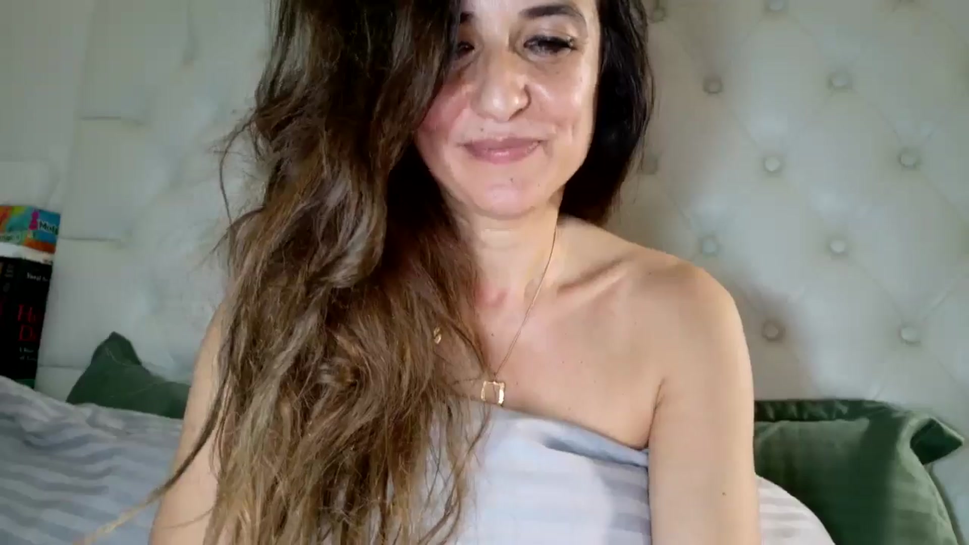 Gallery image thumbnail from DANIELLE's myfreecams stream on, 04/07/2025, 07:07 image 5 of 20