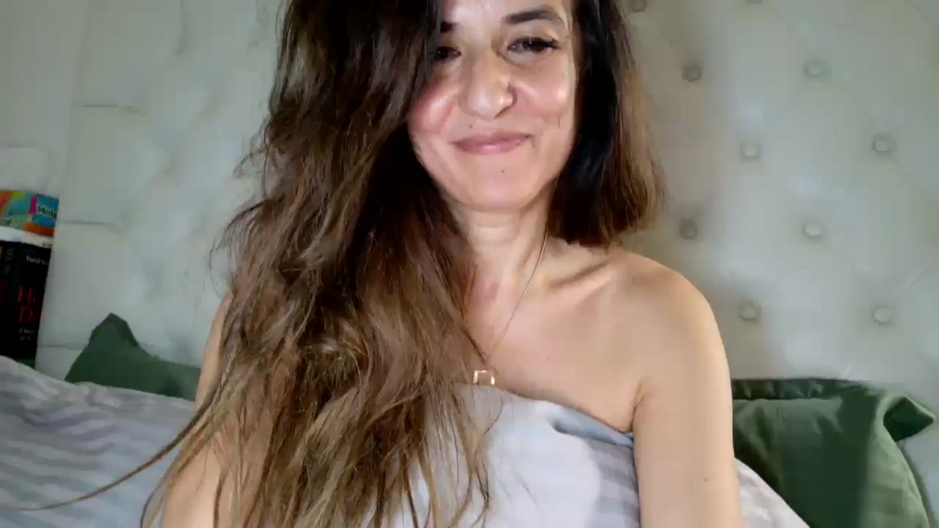 Gallery image thumbnail from DANIELLE's myfreecams stream on, 04/07/2025, 07:07 image 12 of 20