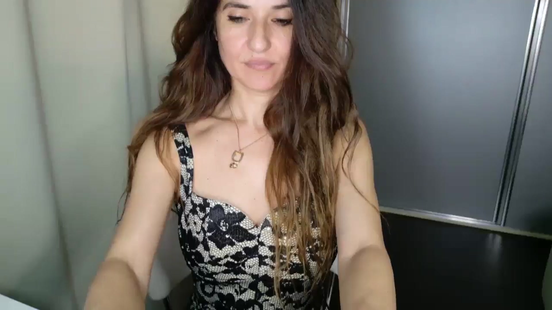 Gallery image thumbnail from DANIELLE's myfreecams stream on, 04/08/2025, 05:53 image 12 of 20