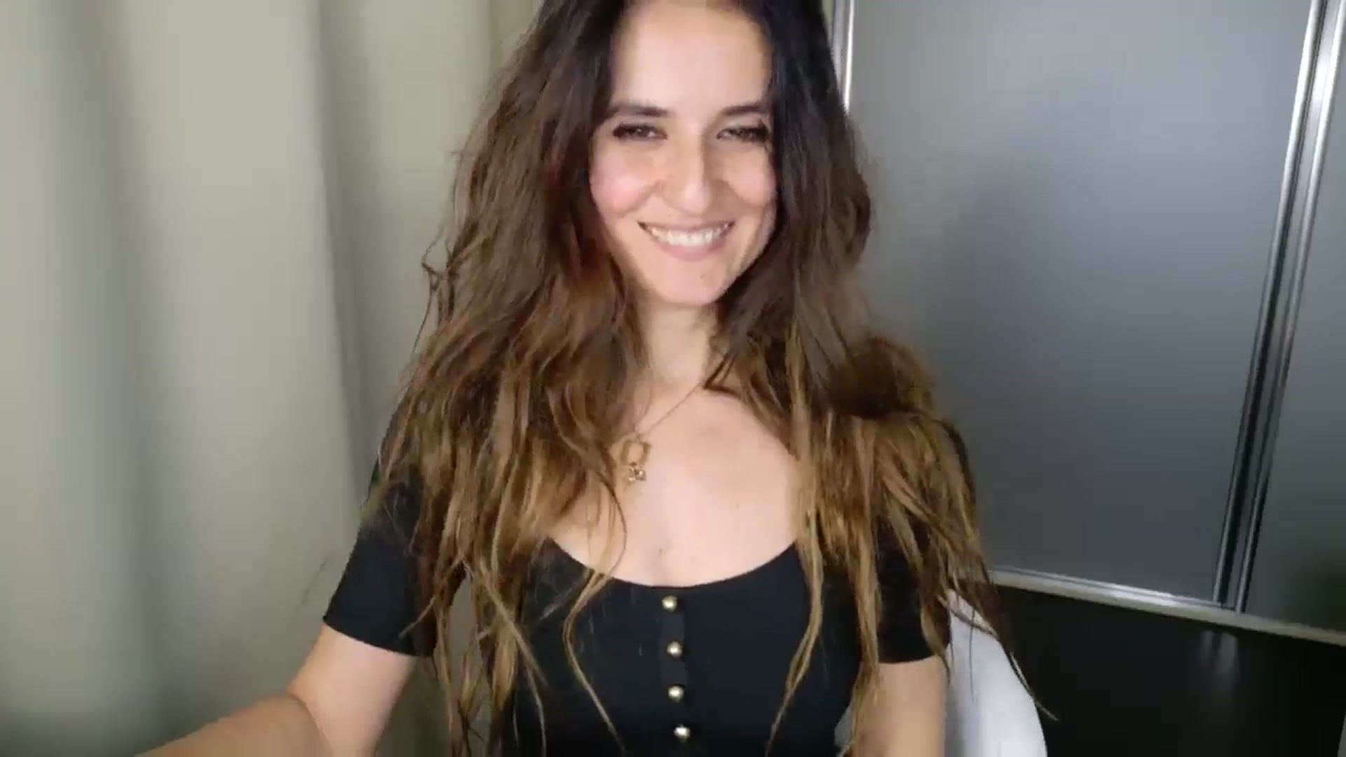 Gallery image thumbnail from DANIELLE's myfreecams stream on, 04/09/2025, 07:21 image 2 of 20
