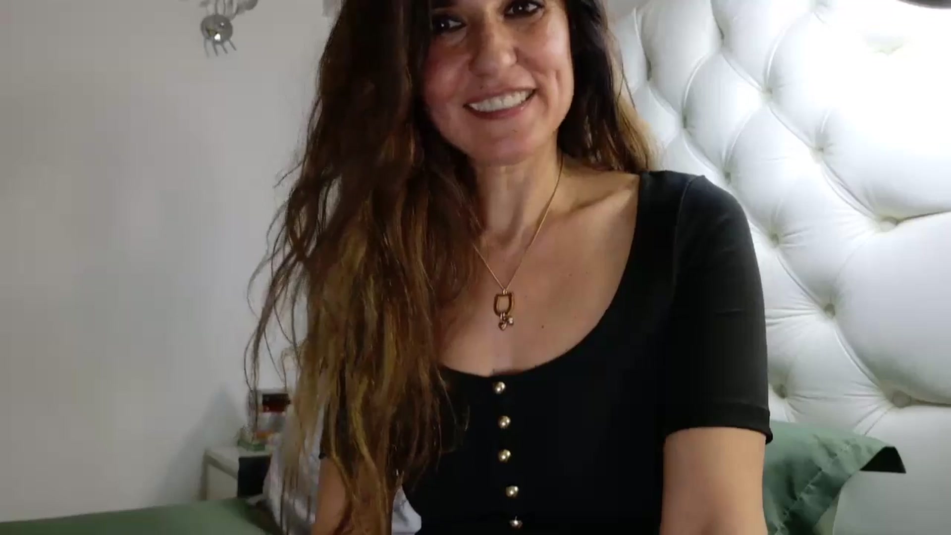 Gallery image thumbnail from DANIELLE's myfreecams stream on, 04/09/2025, 09:33 image 20 of 20