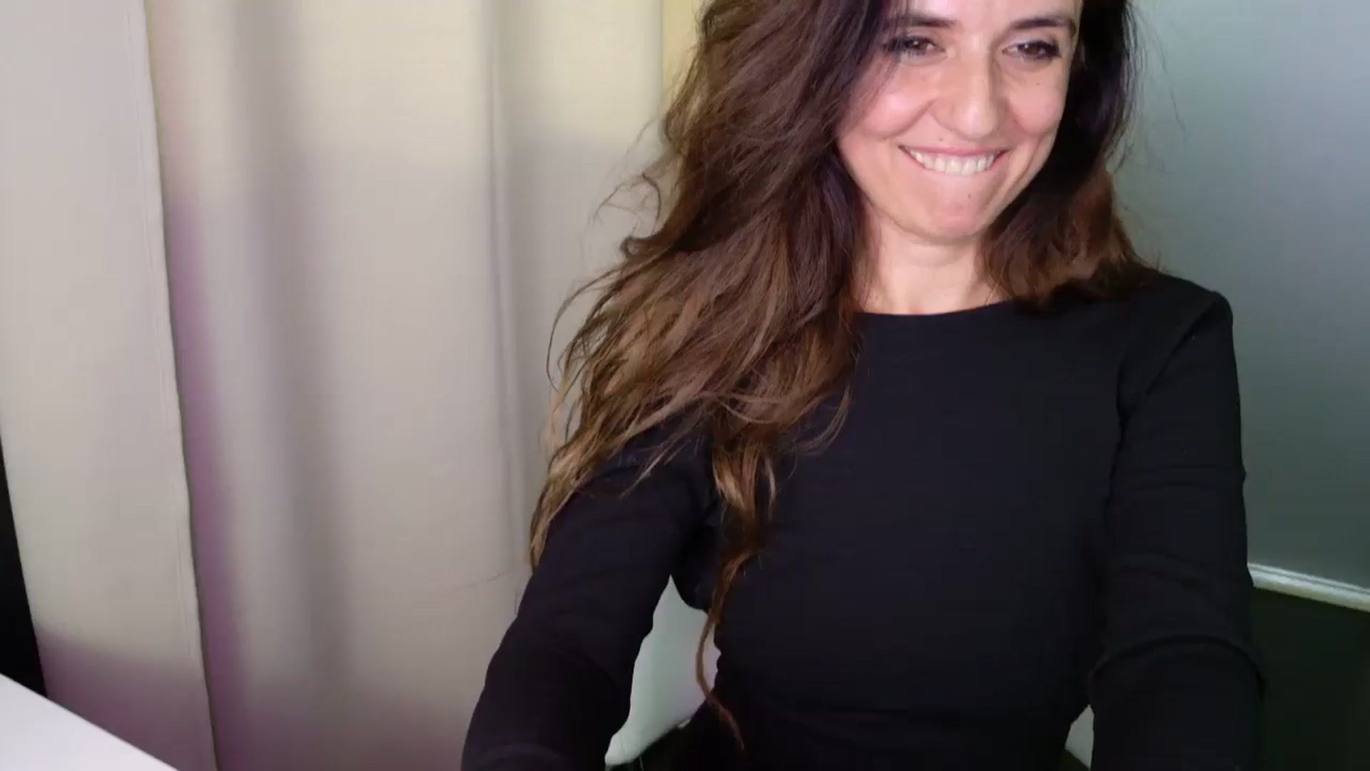 Gallery image thumbnail from DANIELLE's myfreecams stream on, 04/12/2025, 09:38 image 15 of 20