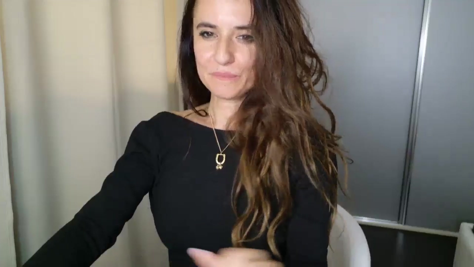 Gallery image thumbnail from DANIELLE's myfreecams stream on, 04/12/2025, 09:38 image 6 of 20