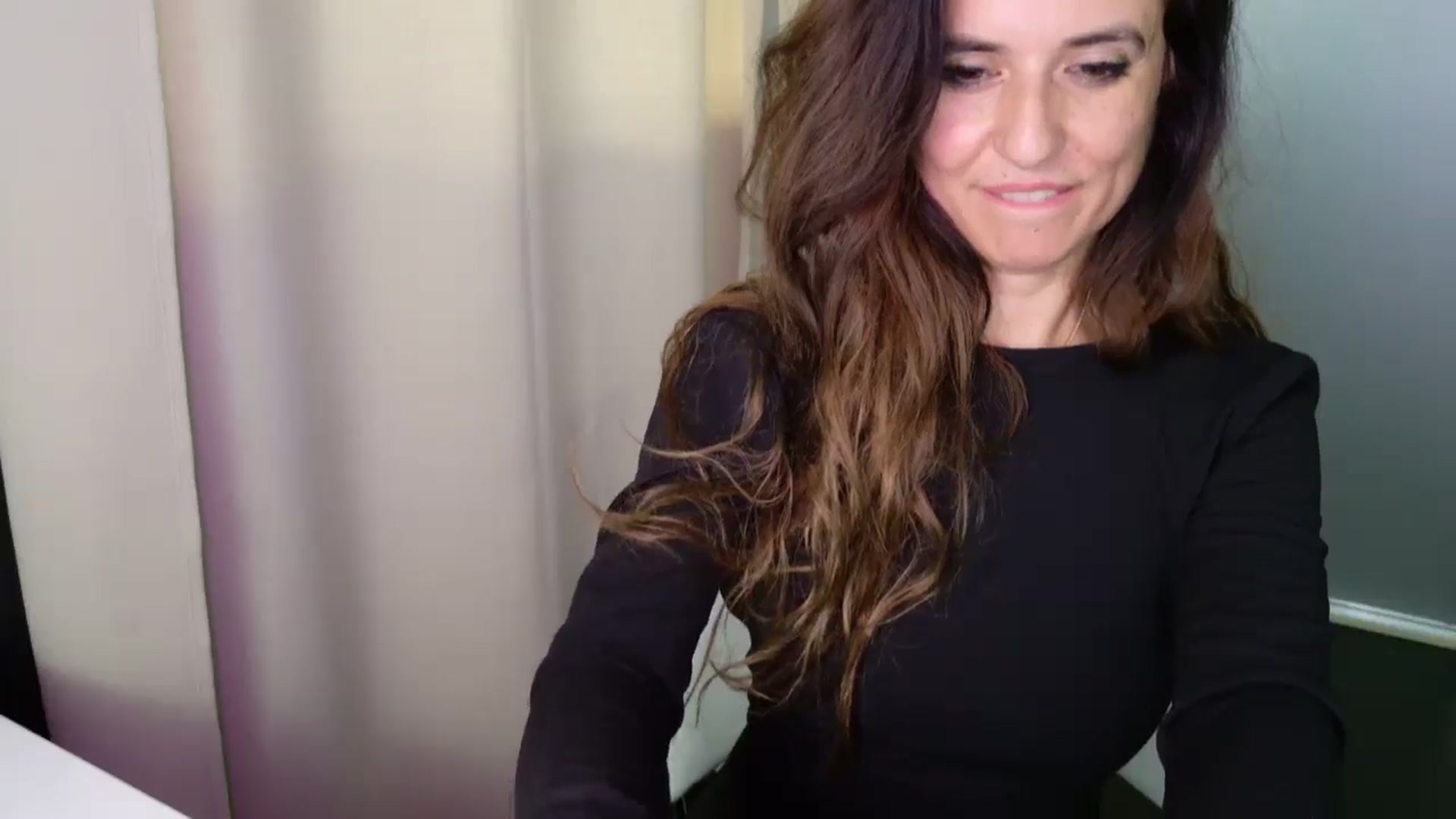 Gallery image thumbnail from DANIELLE's myfreecams stream on, 04/12/2025, 09:38 image 16 of 20