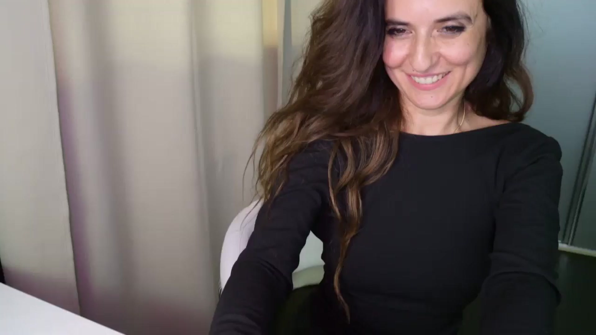 Gallery image thumbnail from DANIELLE's myfreecams stream on, 04/12/2025, 09:38 image 14 of 20