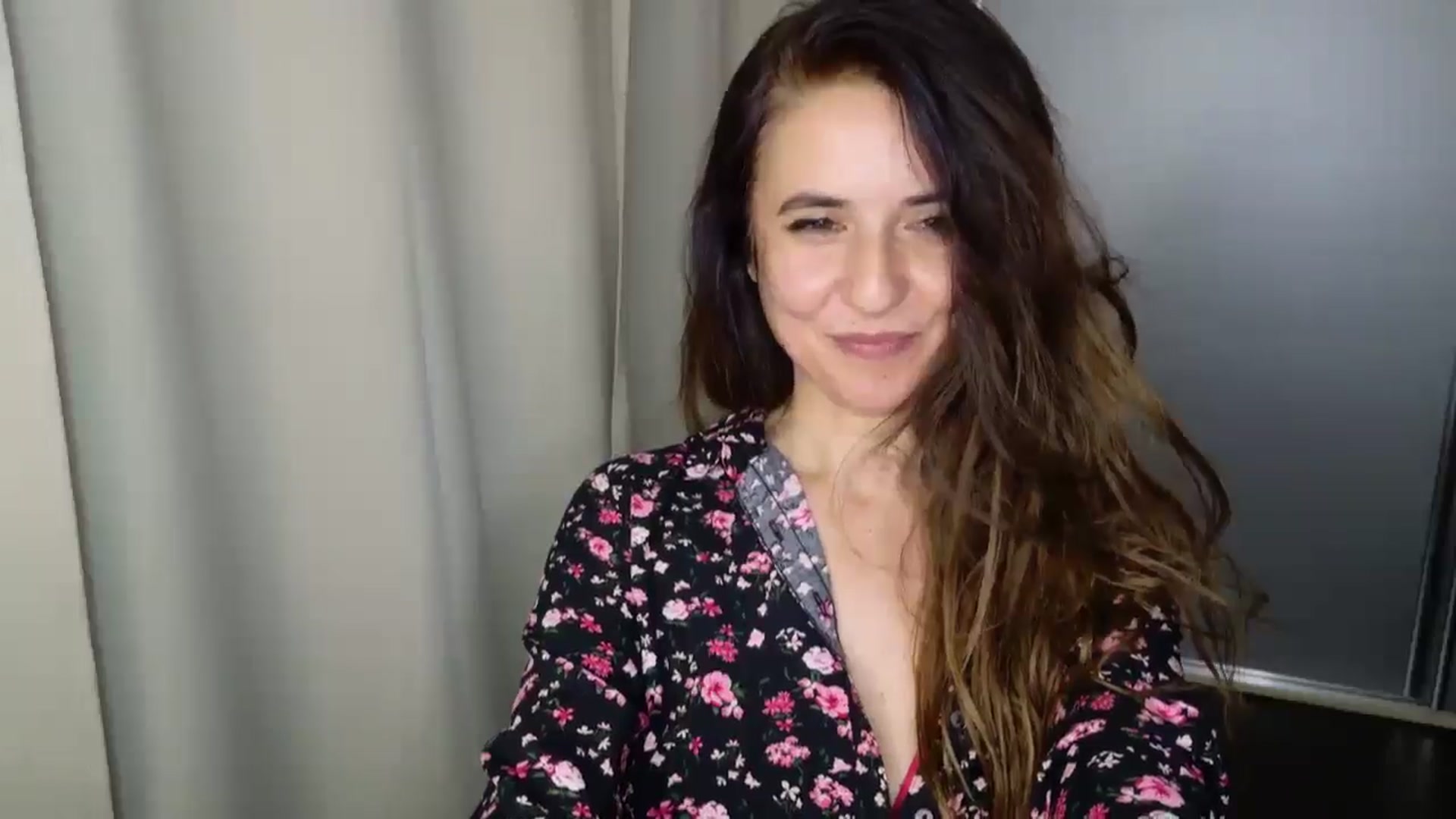 Gallery image thumbnail from DANIELLE's myfreecams stream on, 04/13/2025, 05:32 image 6 of 20