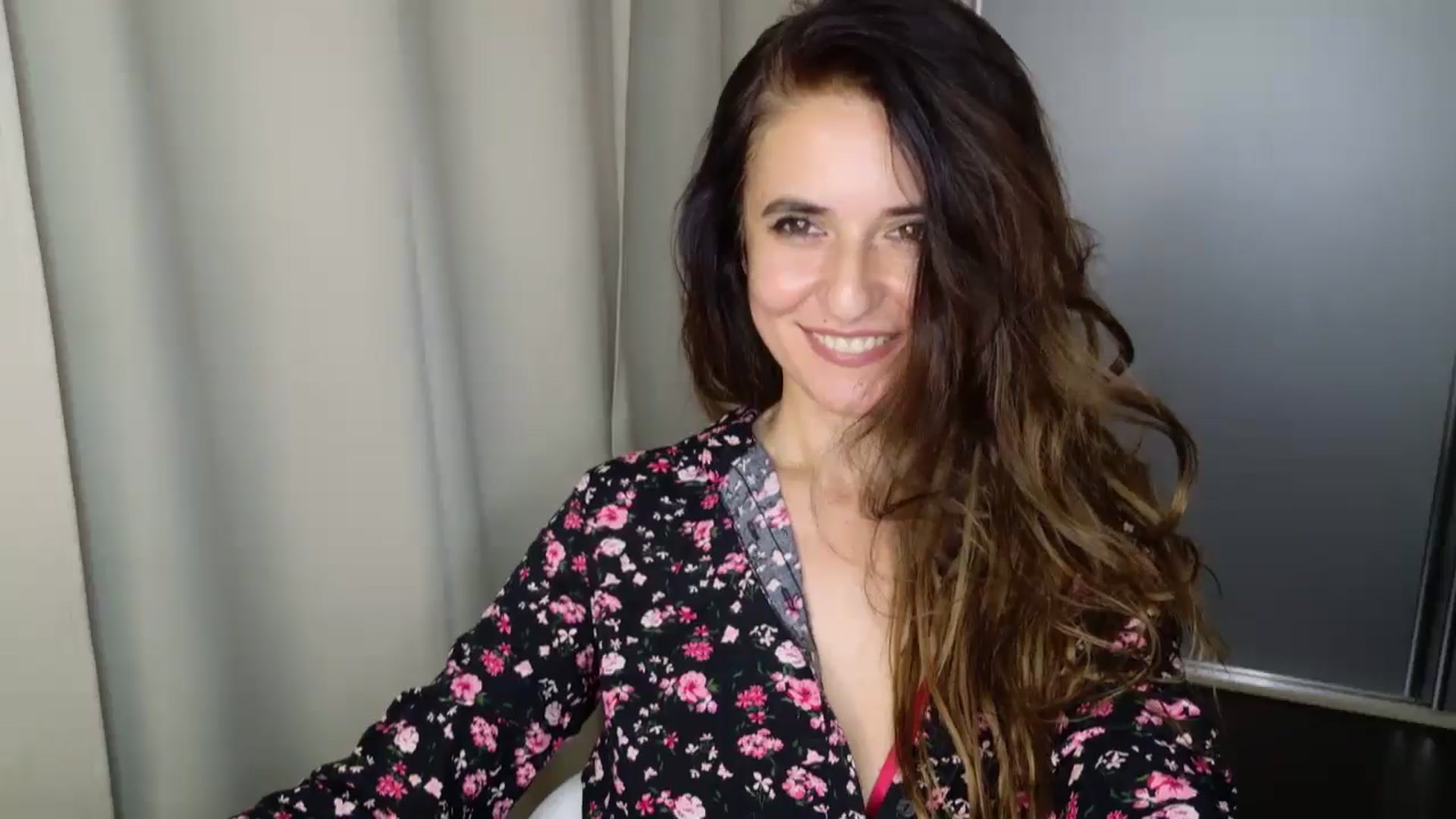 Gallery image thumbnail from DANIELLE's myfreecams stream on, 04/13/2025, 05:32 image 4 of 20