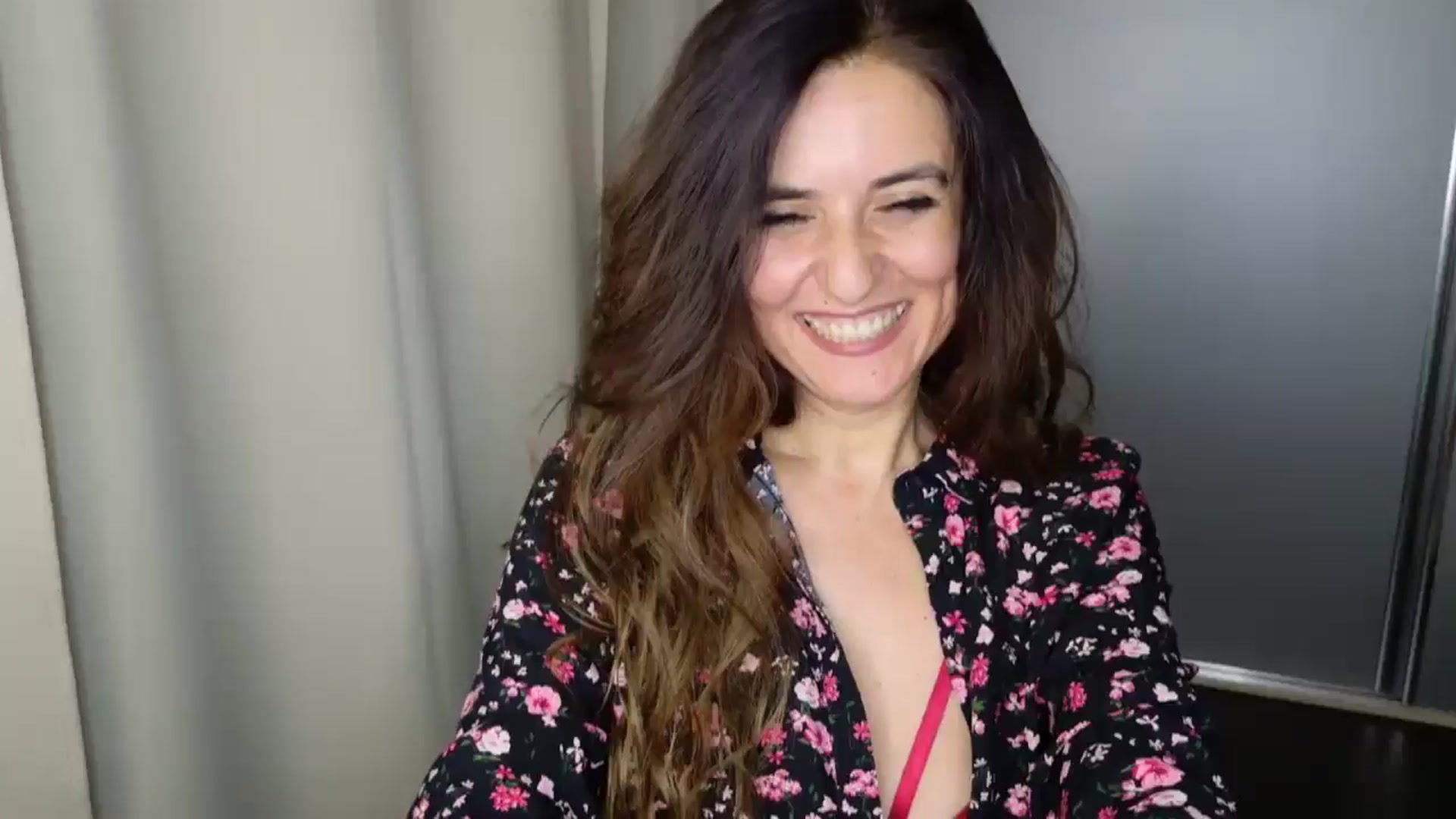 Gallery image thumbnail from DANIELLE's myfreecams stream on, 04/13/2025, 05:32 image 2 of 20