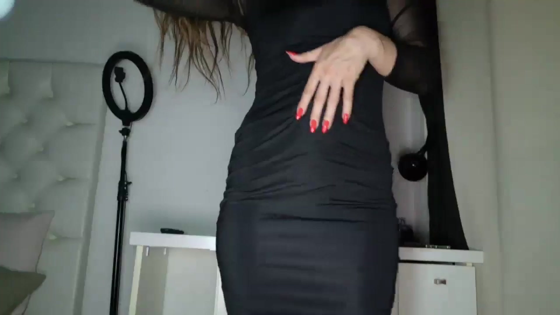 Gallery image thumbnail from DANIELLE's myfreecams stream on, 04/19/2025, 05:50 image 7 of 20