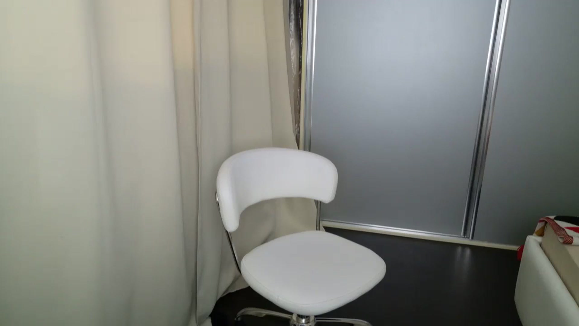 Gallery image thumbnail from DANIELLE's myfreecams stream on, 04/19/2025, 05:50 image 10 of 20