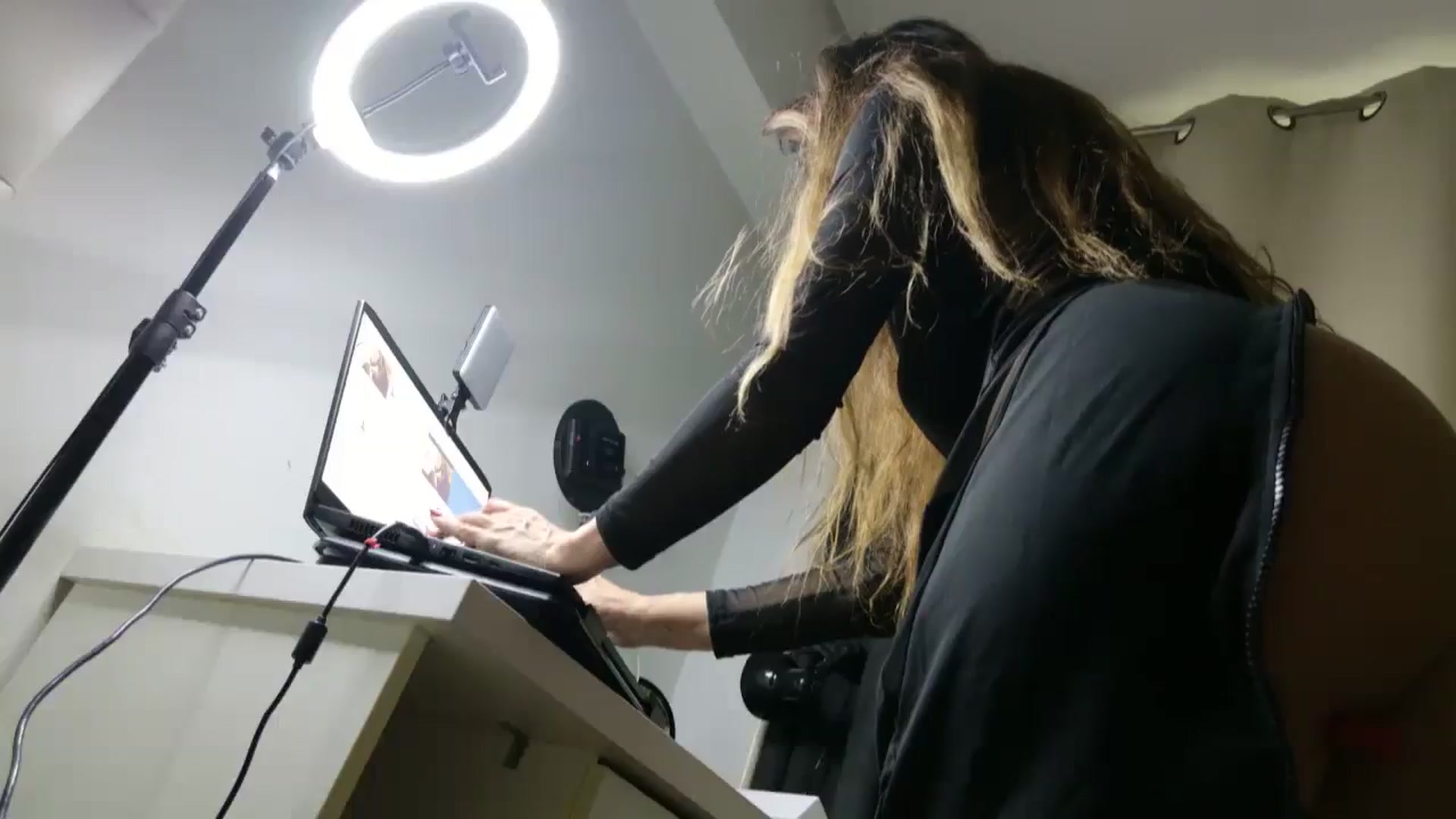 Gallery image thumbnail from DANIELLE's myfreecams stream on, 04/19/2025, 07:23 image 20 of 20