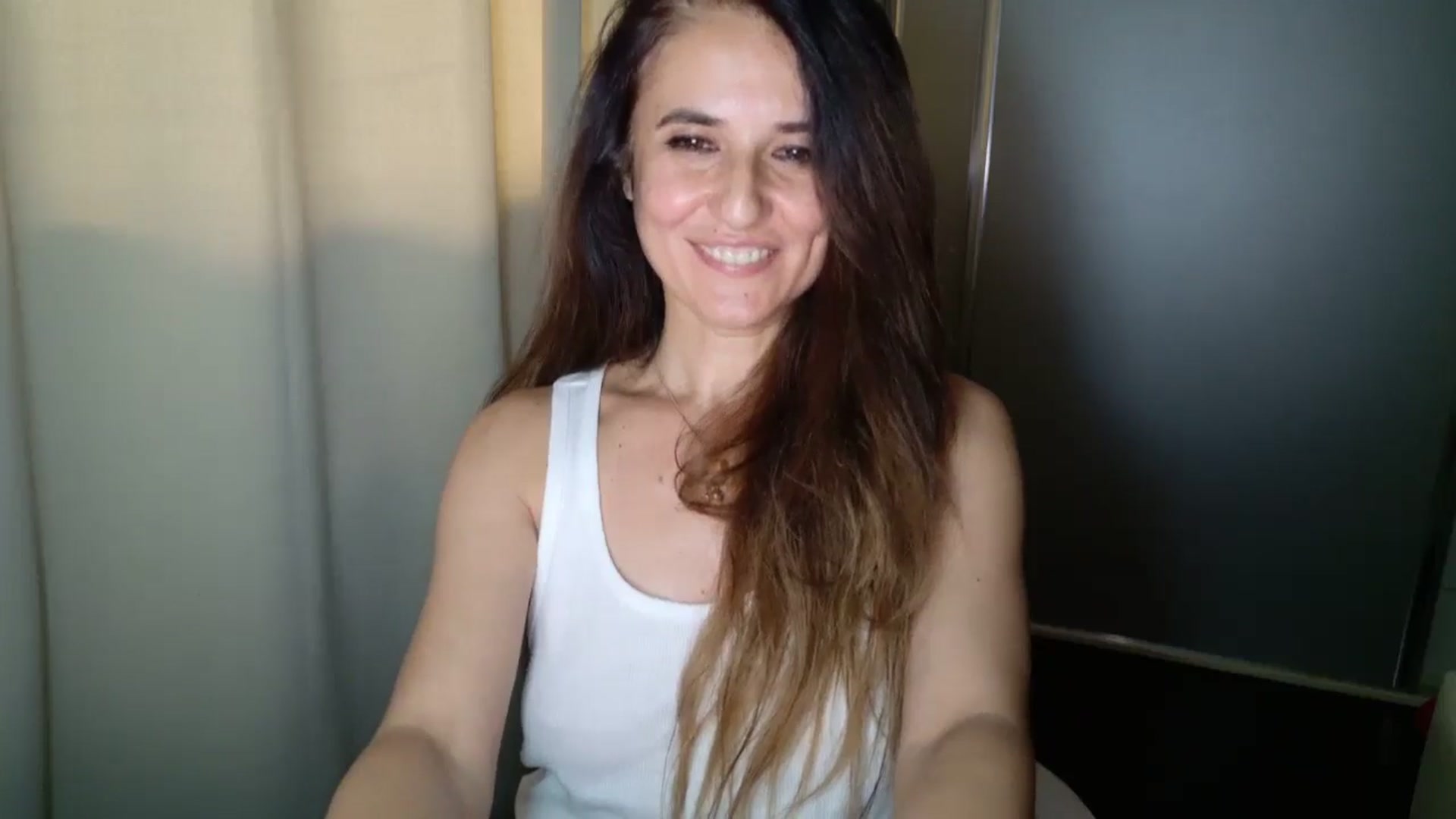 Gallery image thumbnail from DANIELLE's myfreecams stream on, 04/19/2025, 10:17 image 2 of 20
