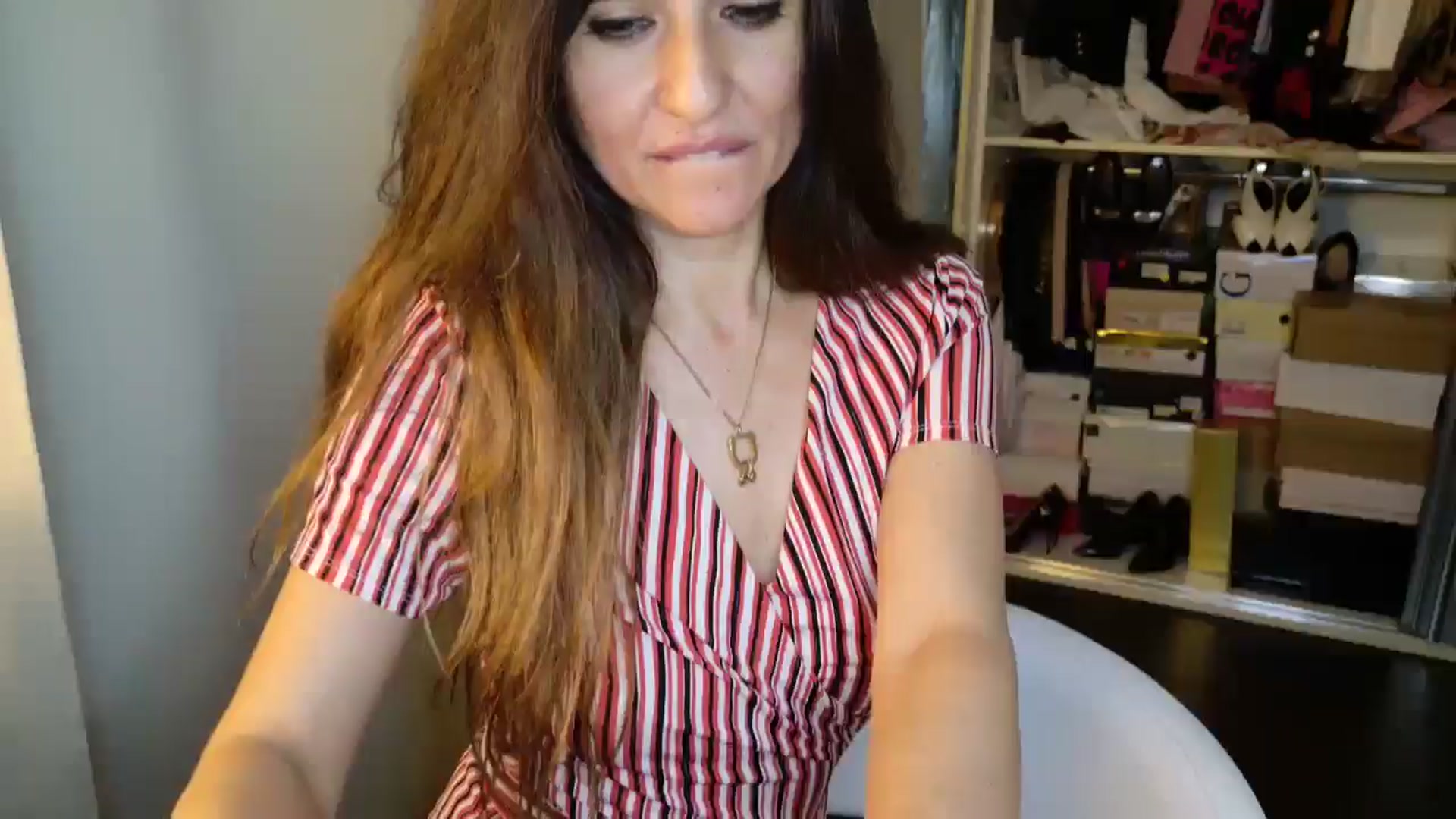 Gallery image thumbnail from DANIELLE's myfreecams stream on, 04/20/2025, 06:21 image 8 of 20