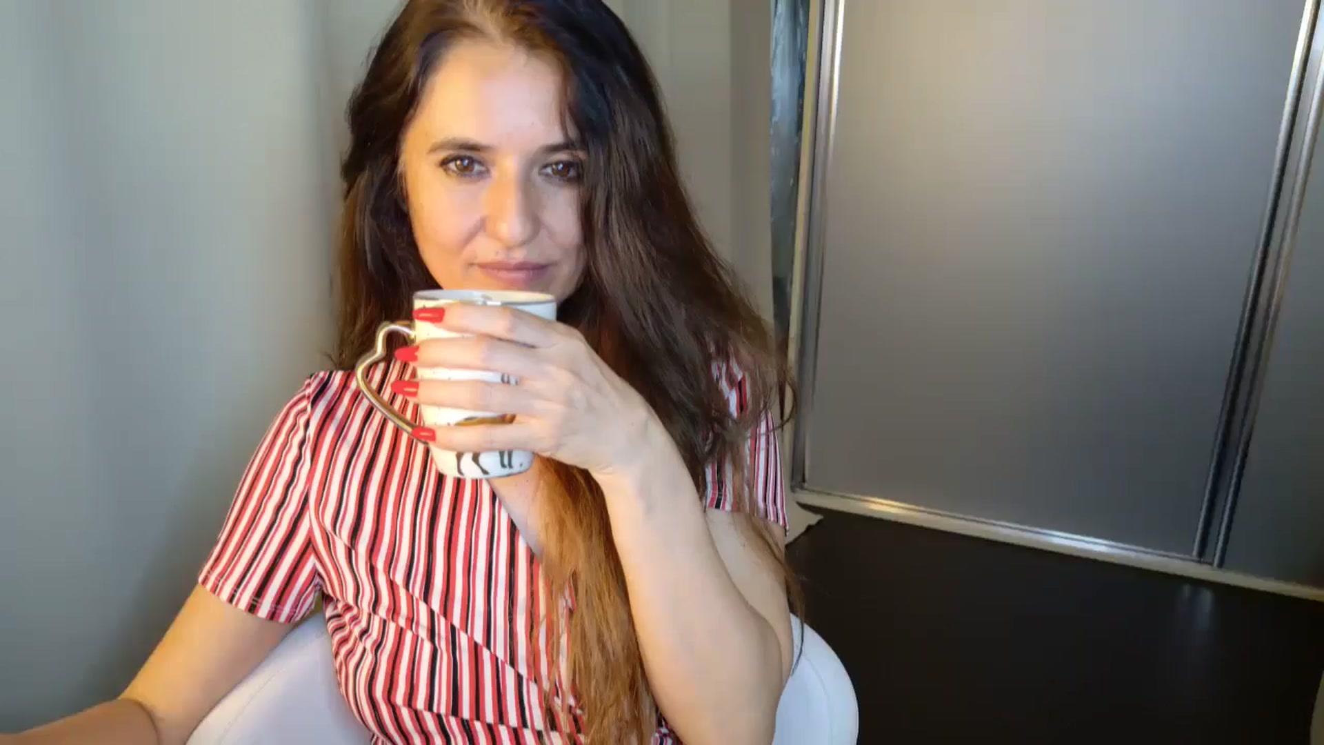 Gallery image thumbnail from DANIELLE's myfreecams stream on, 04/20/2025, 07:16 image 3 of 20