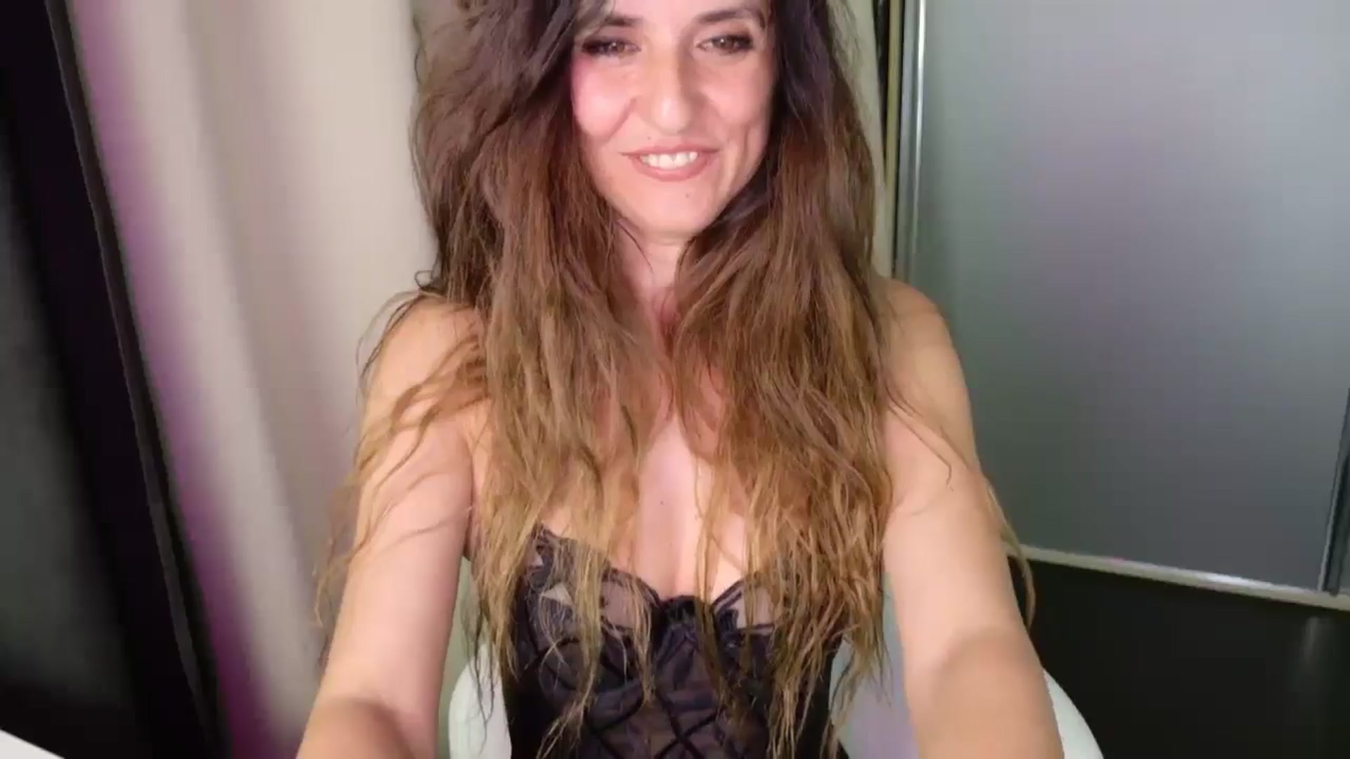 Gallery image thumbnail from DANIELLE's myfreecams stream on, 04/24/2025, 18:04 image 11 of 20