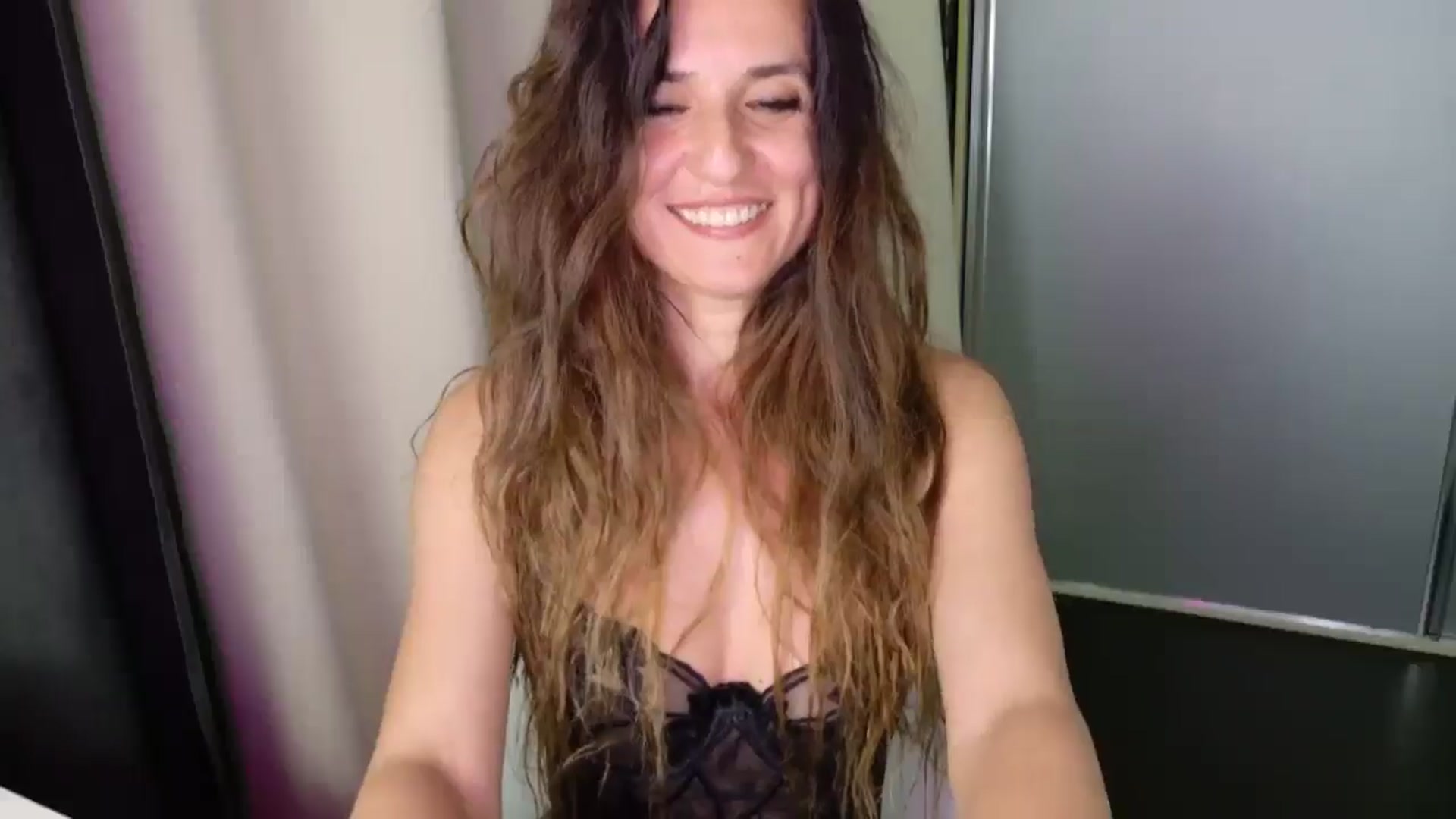 Gallery image thumbnail from DANIELLE's myfreecams stream on, 04/24/2025, 18:04 image 20 of 20