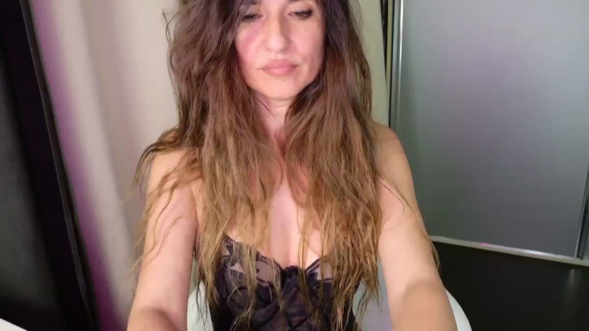 Gallery image thumbnail from DANIELLE's myfreecams stream on, 04/24/2025, 18:04 image 12 of 20