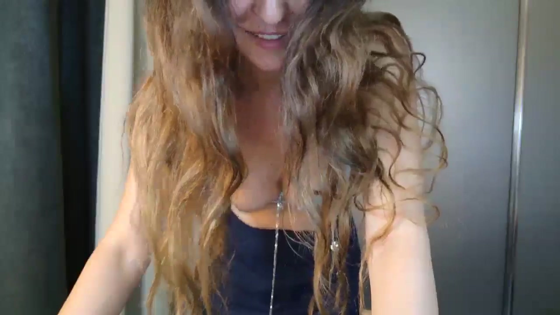 Gallery image thumbnail from DANIELLE's myfreecams stream on, 04/26/2025, 05:56 image 16 of 20