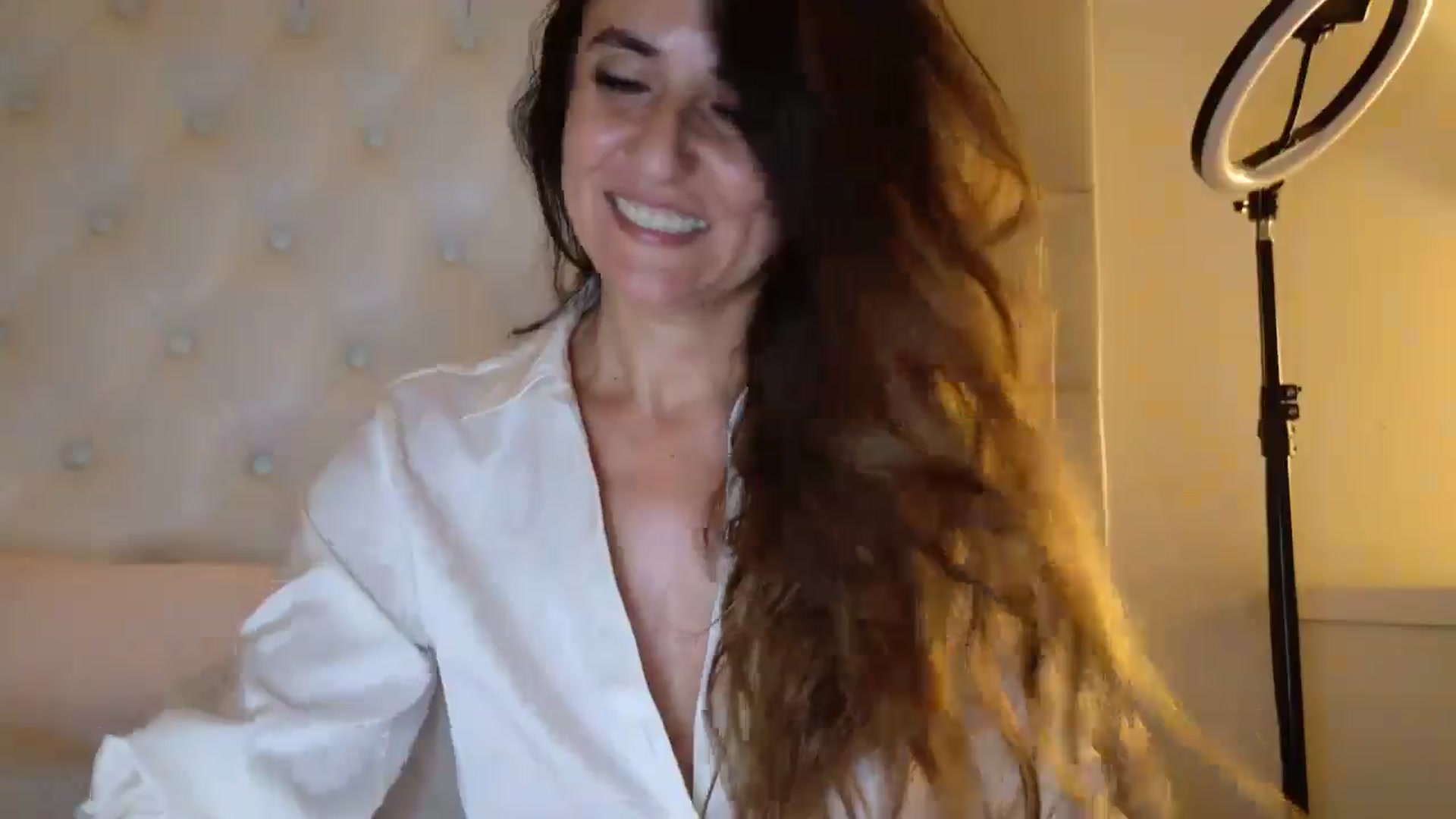 Gallery image thumbnail from DANIELLE's myfreecams stream on, 04/26/2025, 09:33 image 19 of 20