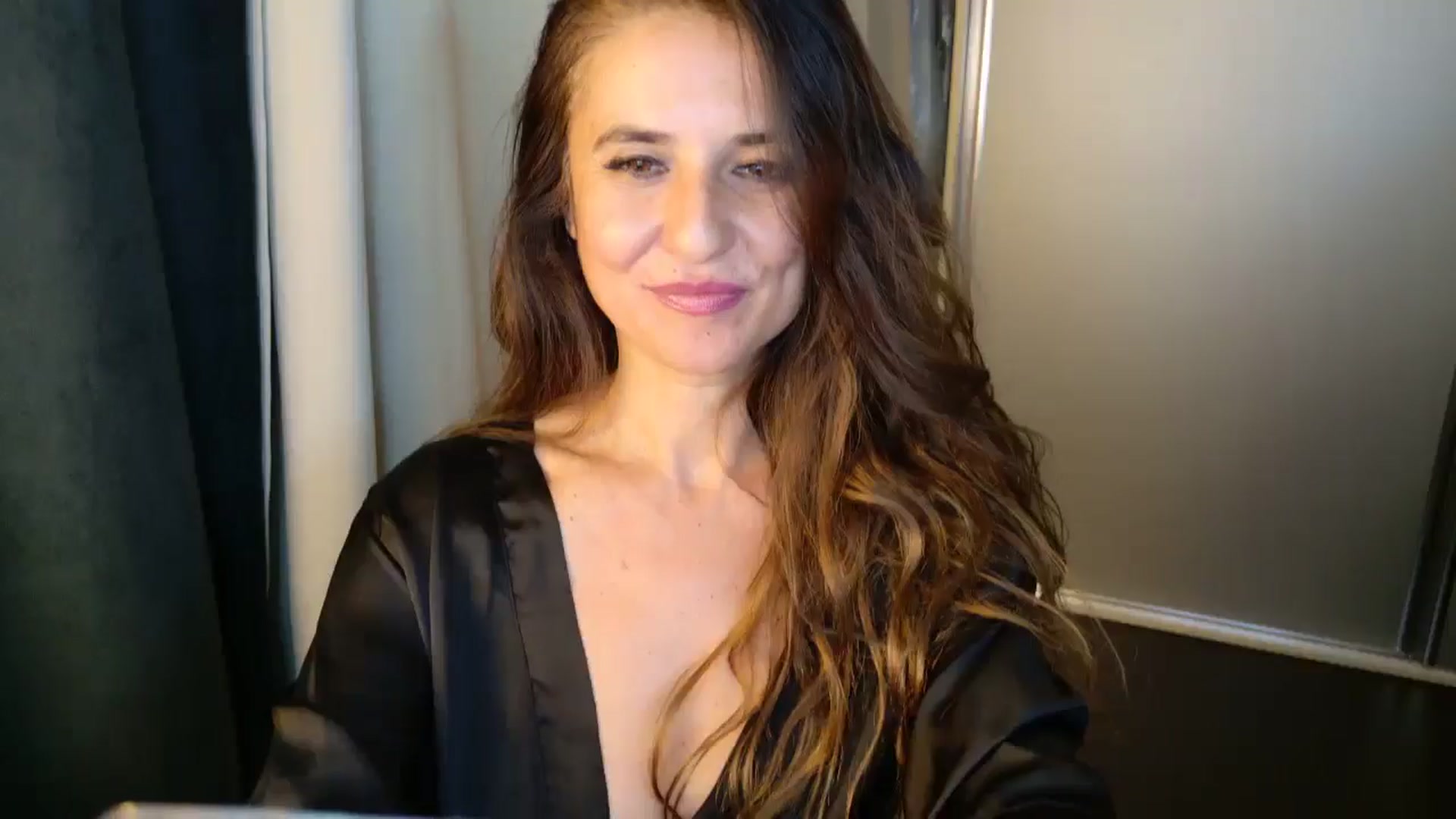 Gallery image thumbnail from DANIELLE's myfreecams stream on, 04/27/2025, 05:47 image 15 of 20