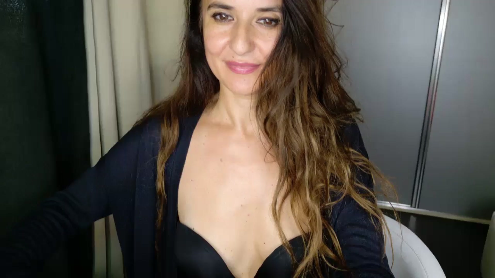 Gallery image thumbnail from DANIELLE's myfreecams stream on, 04/29/2025, 06:59 image 4 of 20